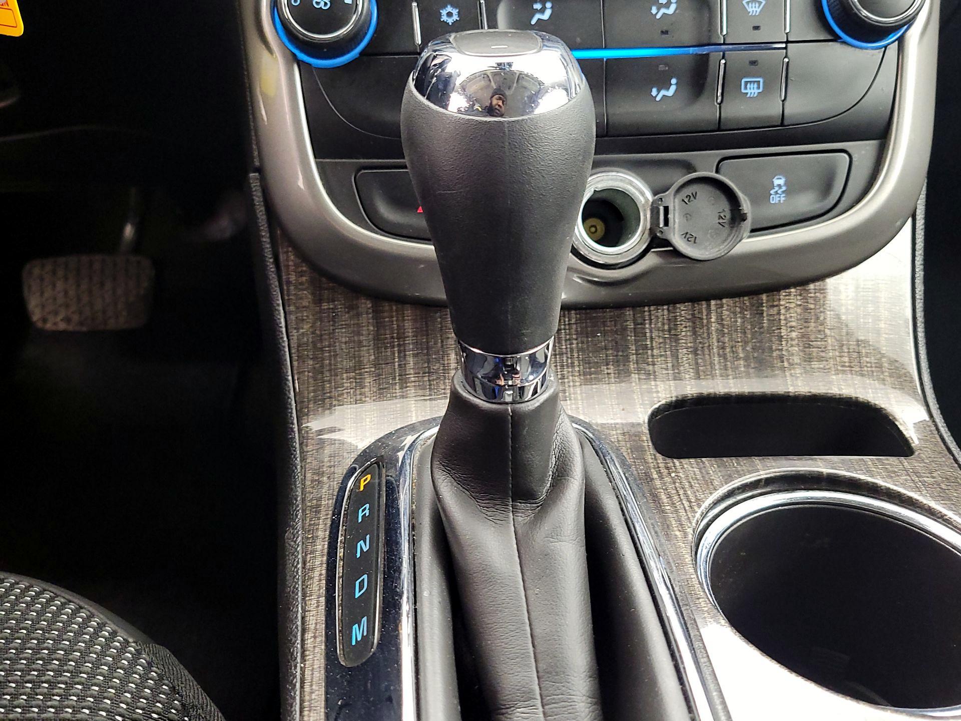 Thumbnail: 2014 Chevrolet Malibu - 17