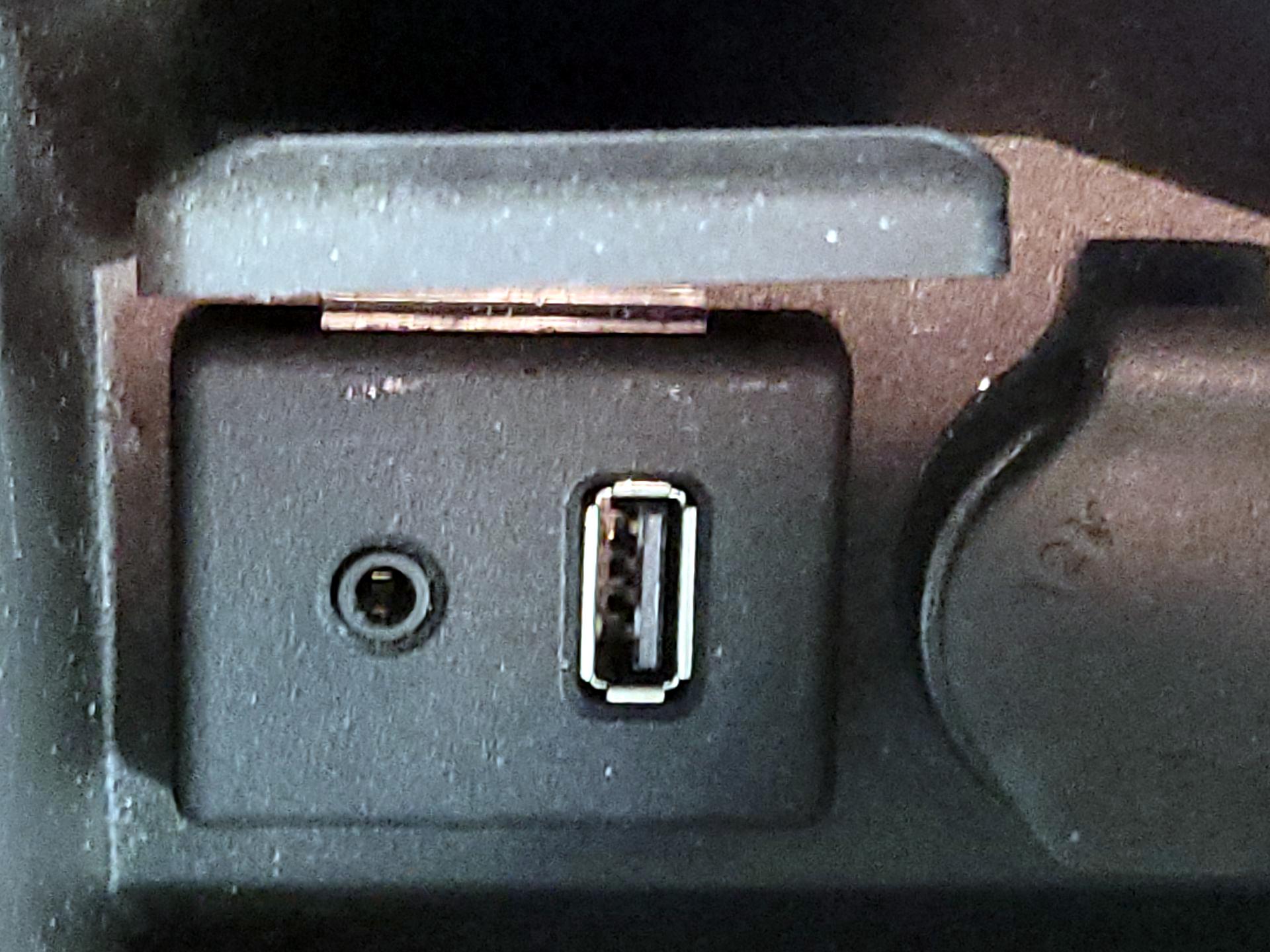 Thumbnail: 2014 Chevrolet Malibu - 18