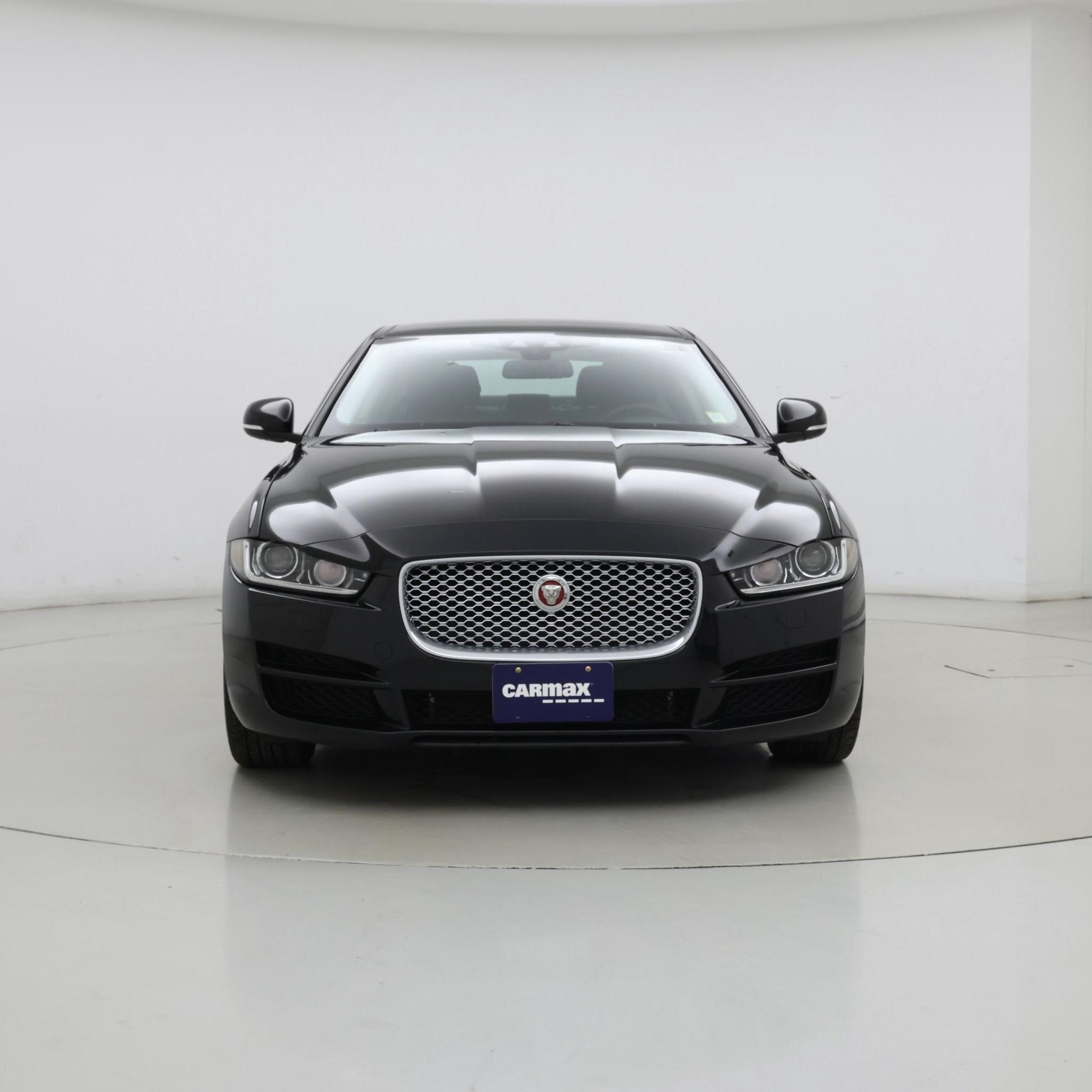 Thumbnail: 2017 Jaguar XE - 5