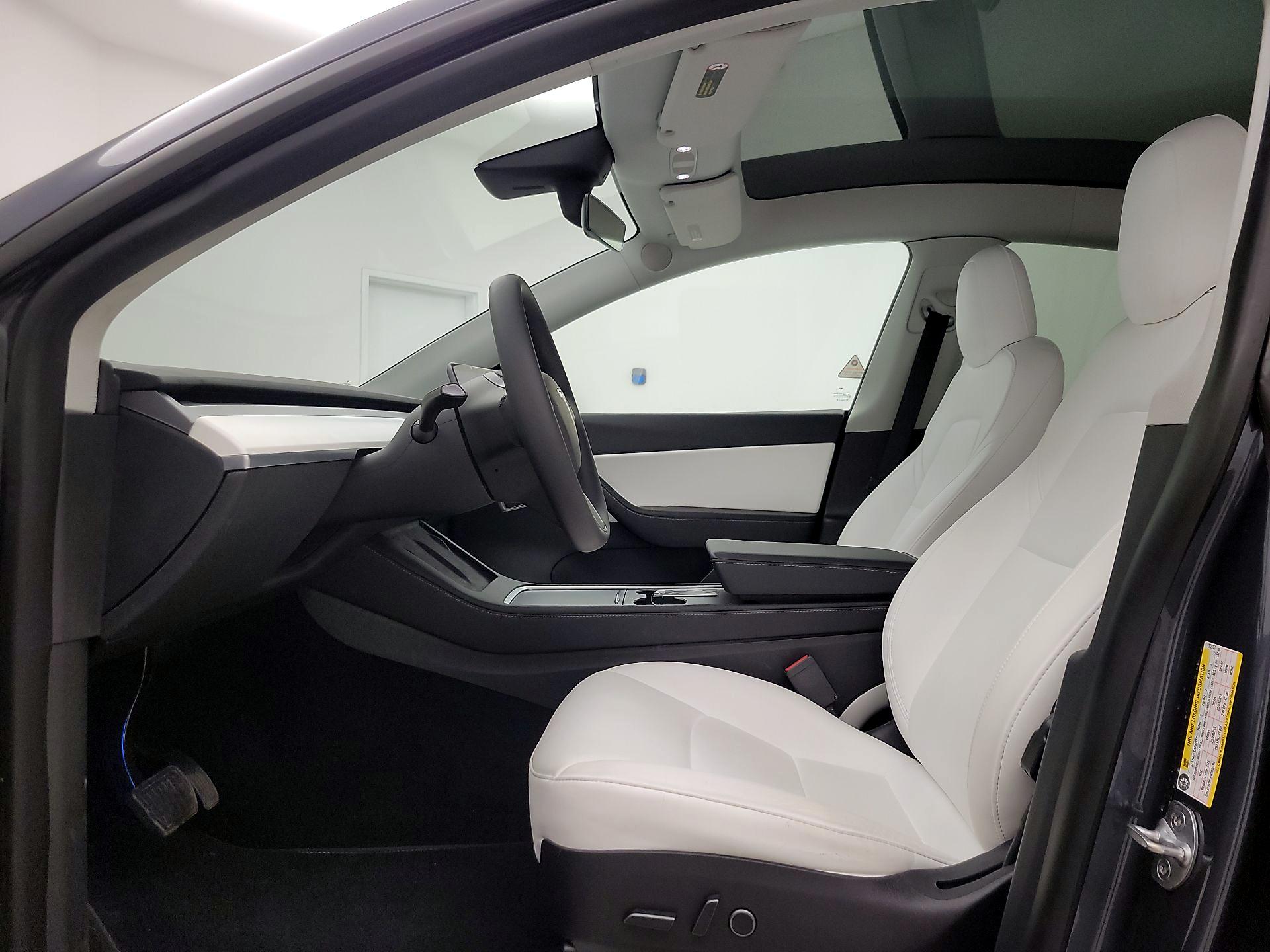 Thumbnail: 2022 Tesla Model Y - 11