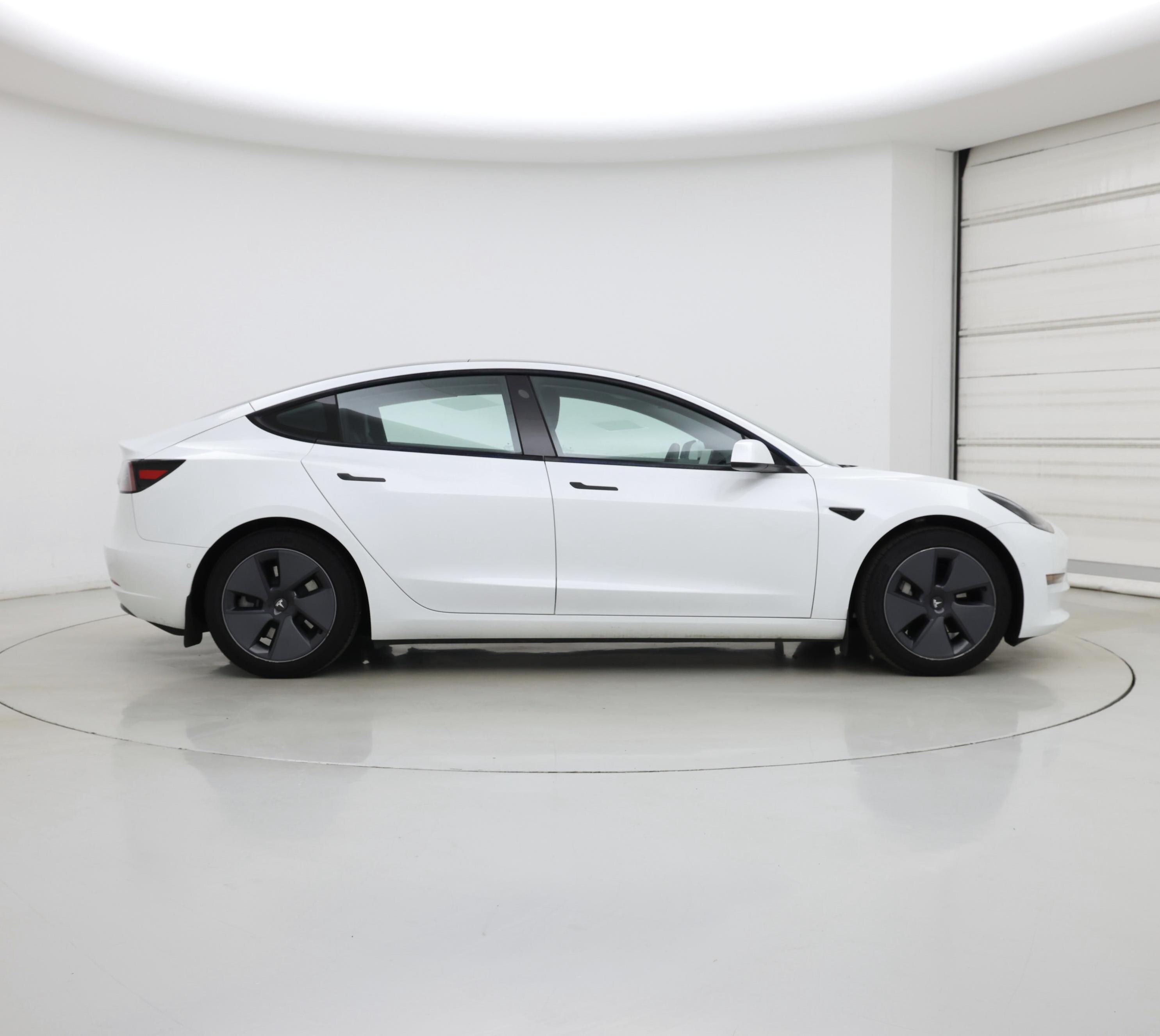 Thumbnail: 2021 Tesla Model 3 - 7