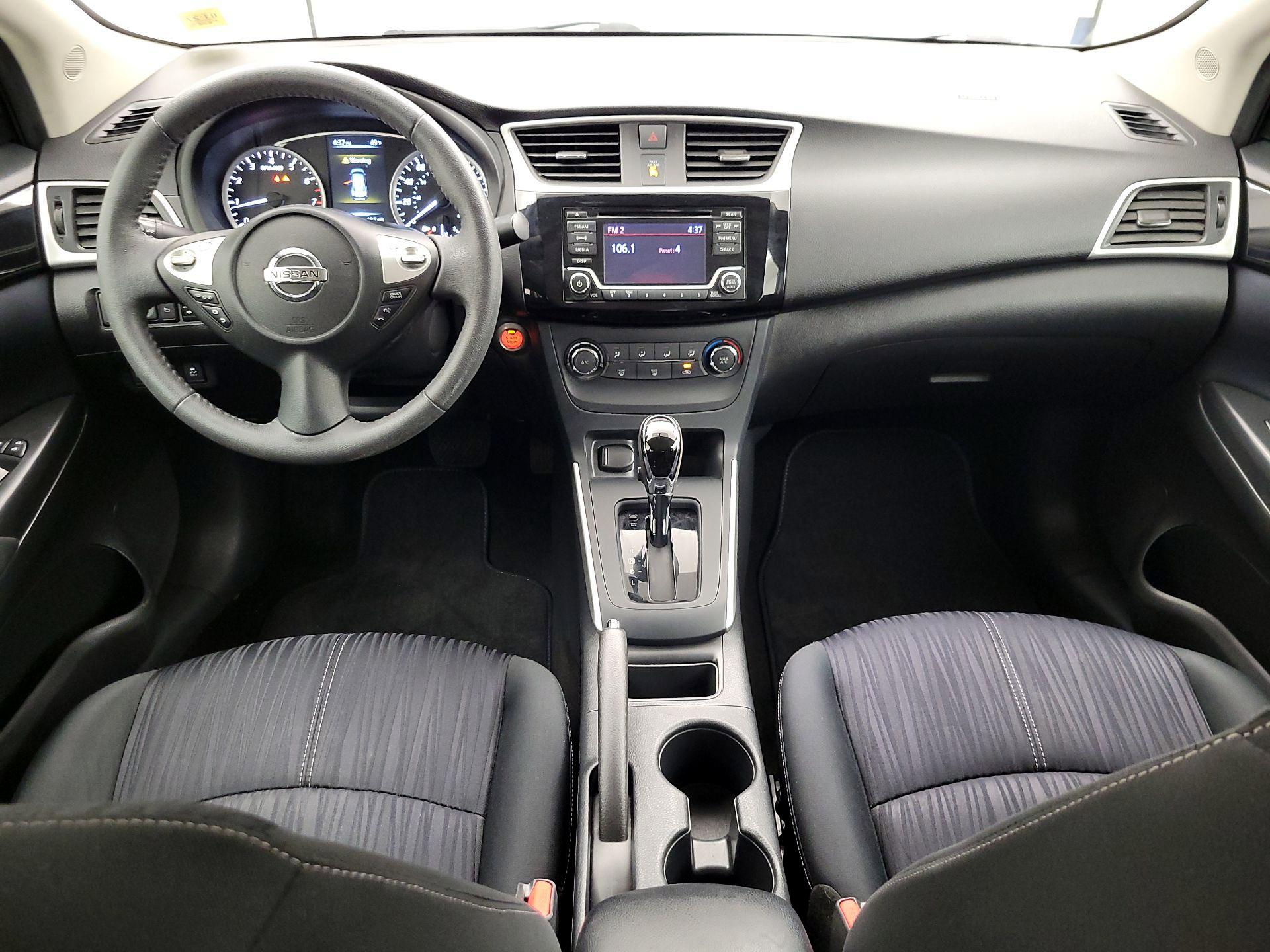 Thumbnail: 2017 Nissan Sentra - 9