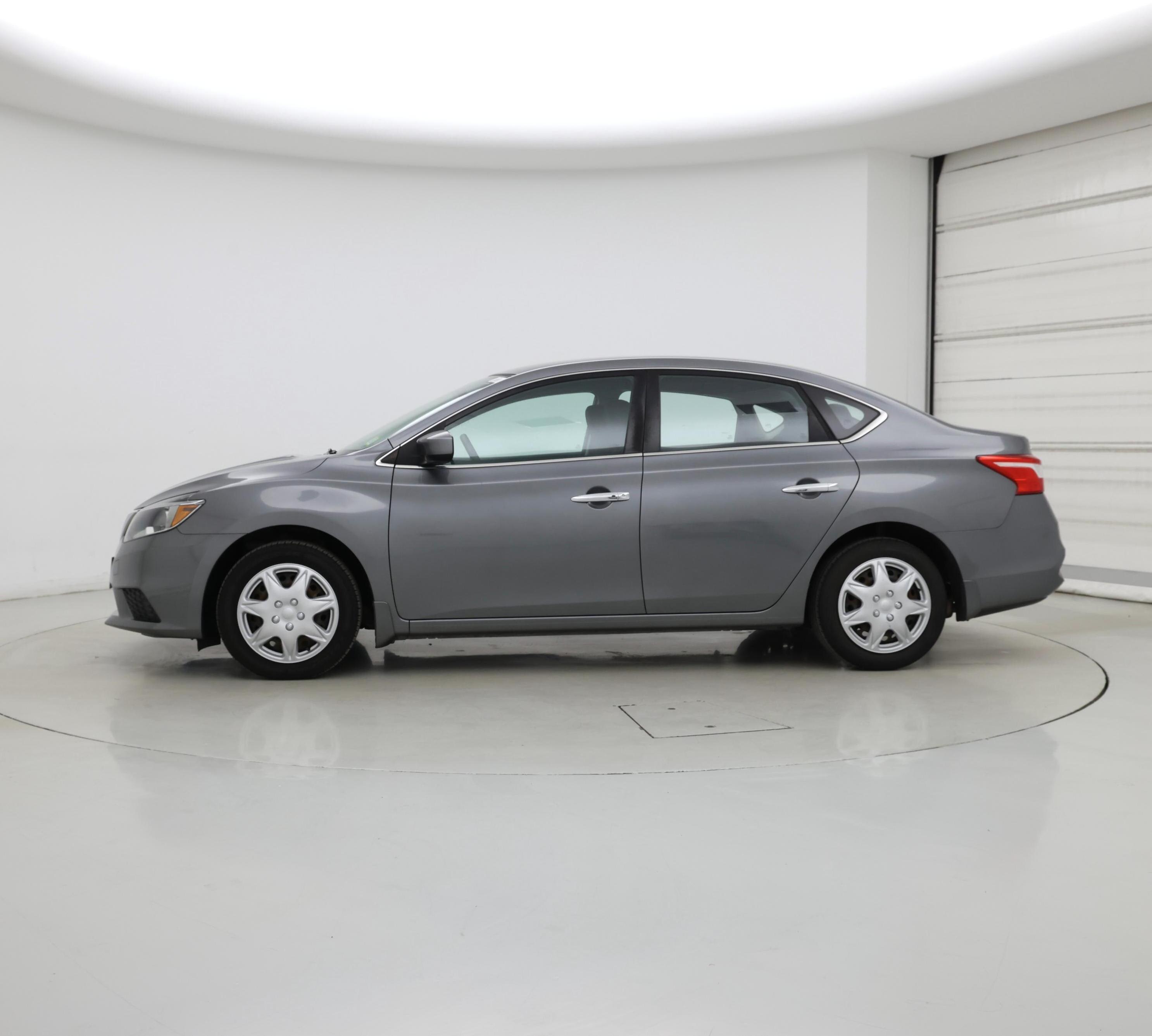 Thumbnail: 2017 Nissan Sentra - 3