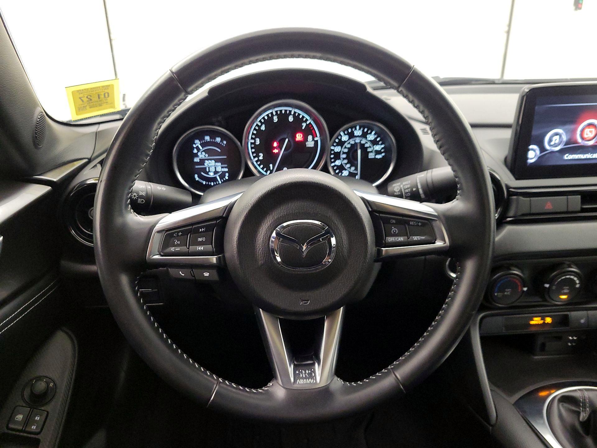 Thumbnail: 2020 Mazda MX-5 Miata - 9