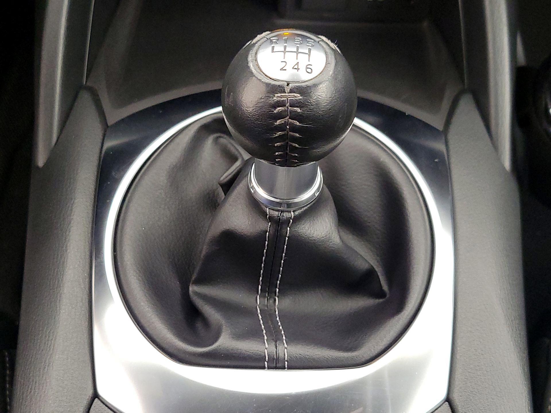 Thumbnail: 2020 Mazda MX-5 Miata - 16