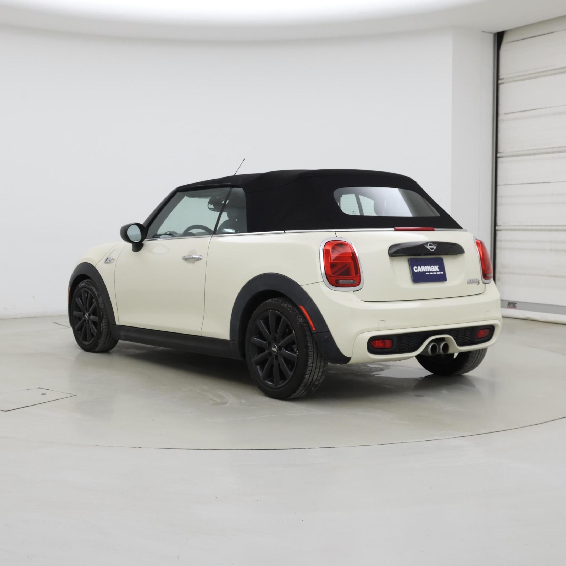 Thumbnail: 2020 MINI Cooper - 2