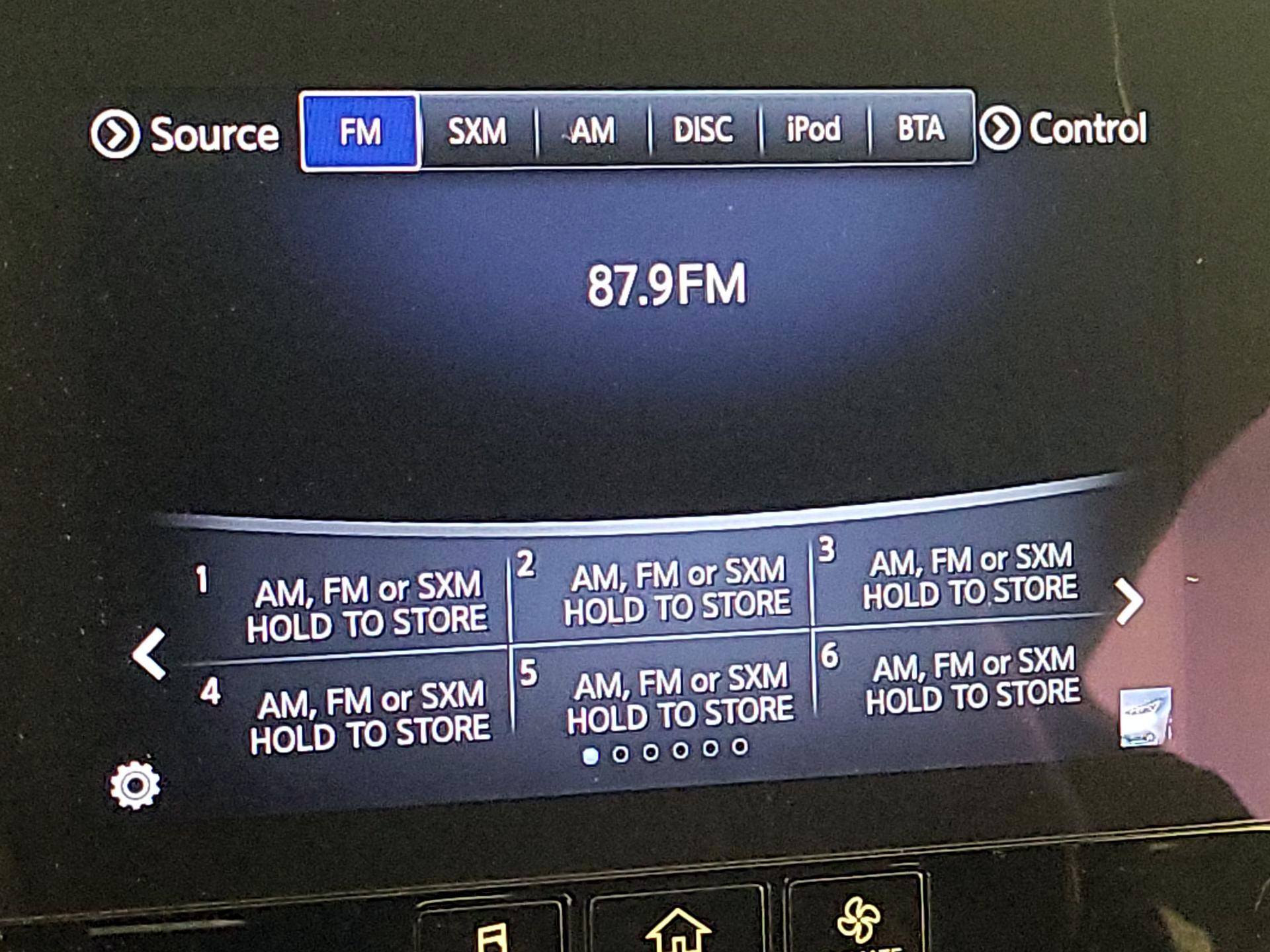 Thumbnail: 2017 INFINITI Q60 - 16