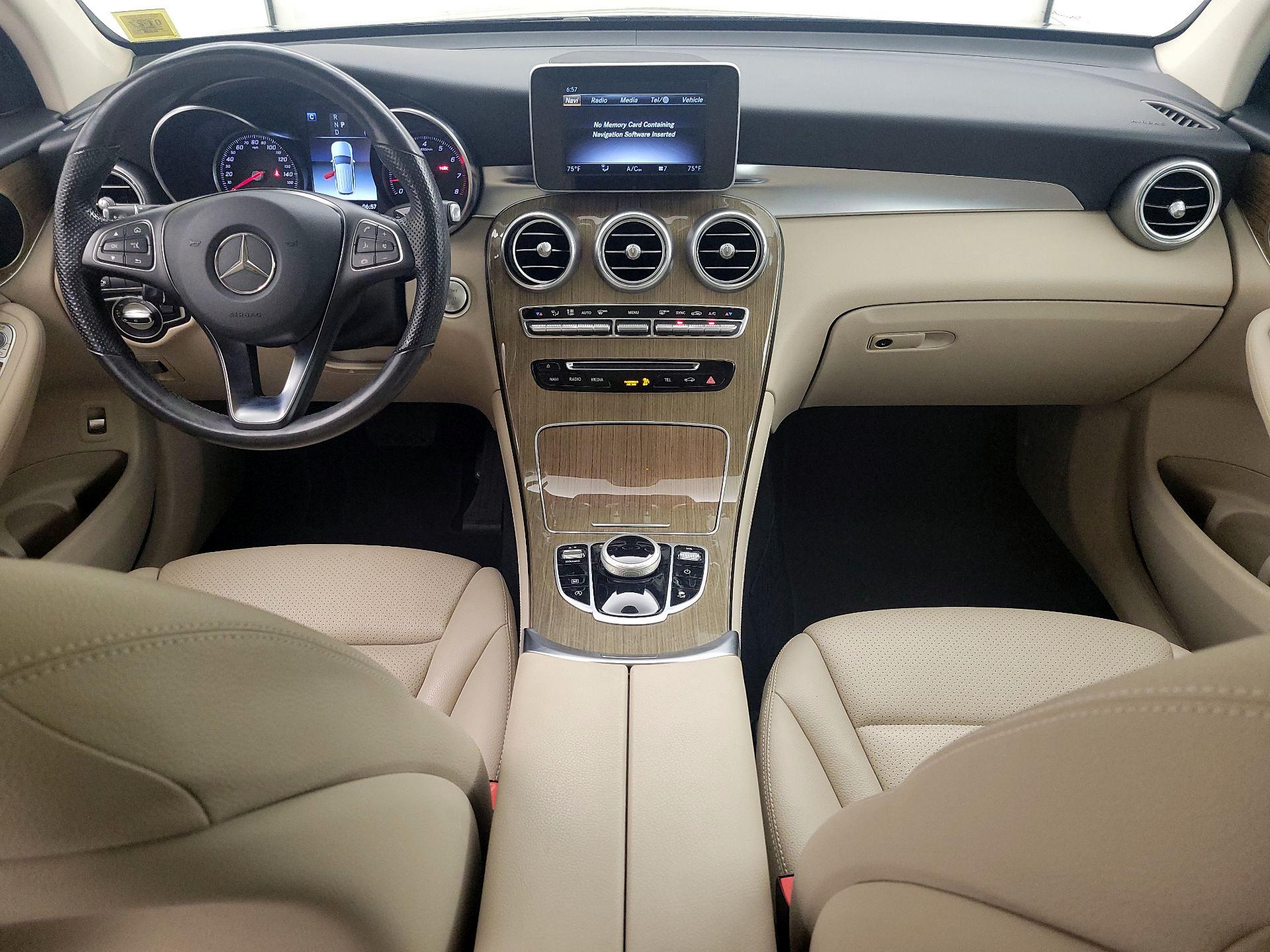 Thumbnail: 2019 Mercedes-Benz GLC - 9