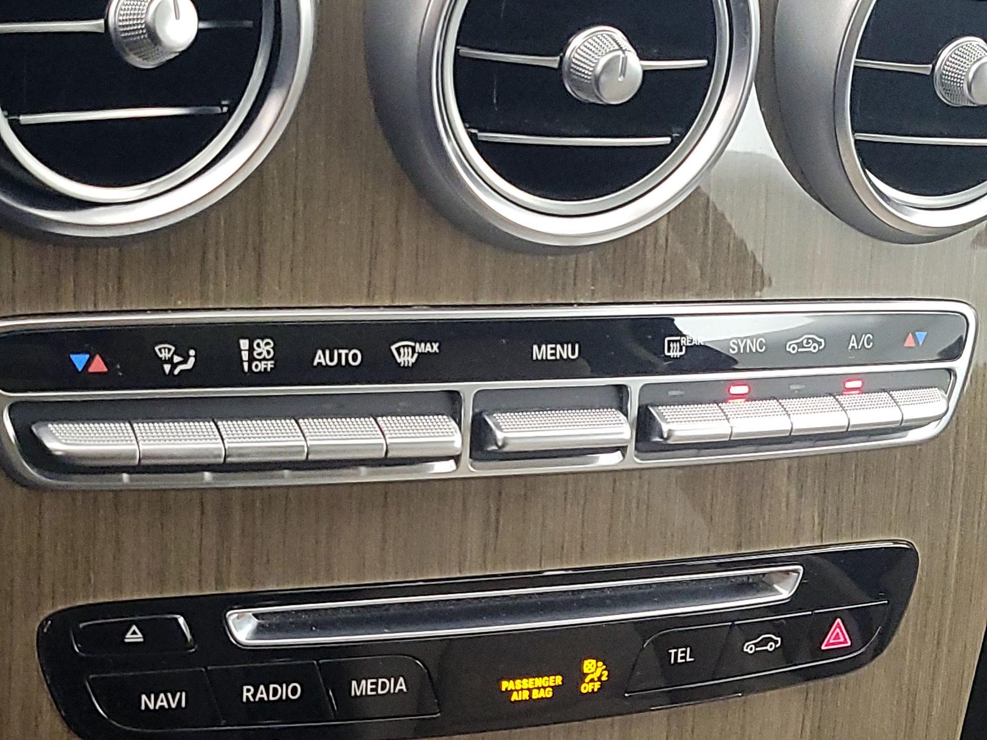 Thumbnail: 2019 Mercedes-Benz GLC - 16