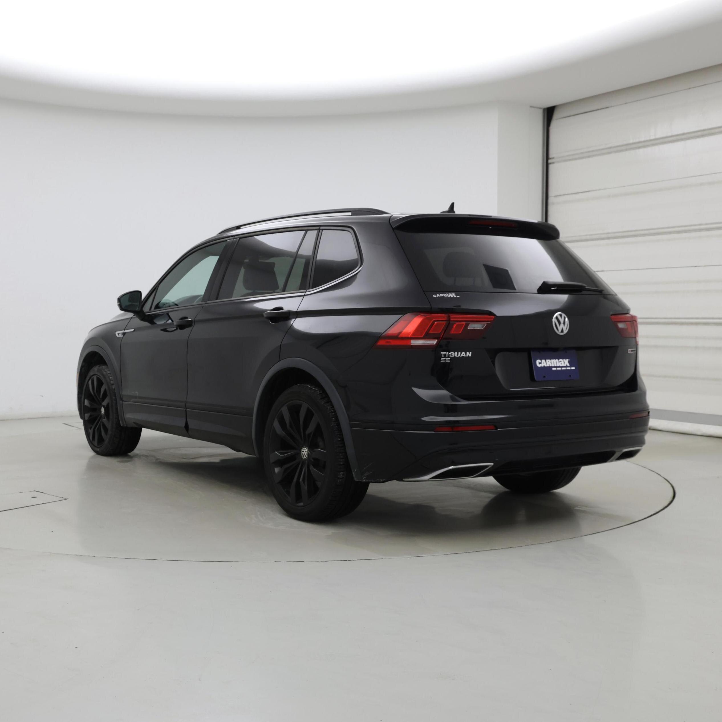 Thumbnail: 2021 Volkswagen Tiguan - 2