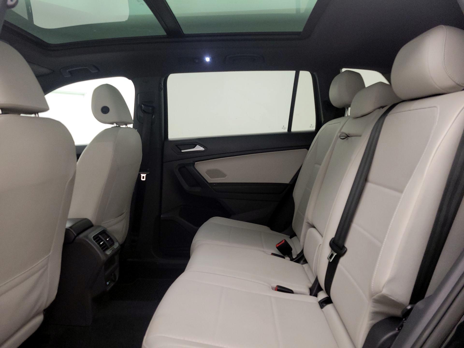 Thumbnail: 2021 Volkswagen Tiguan - 20