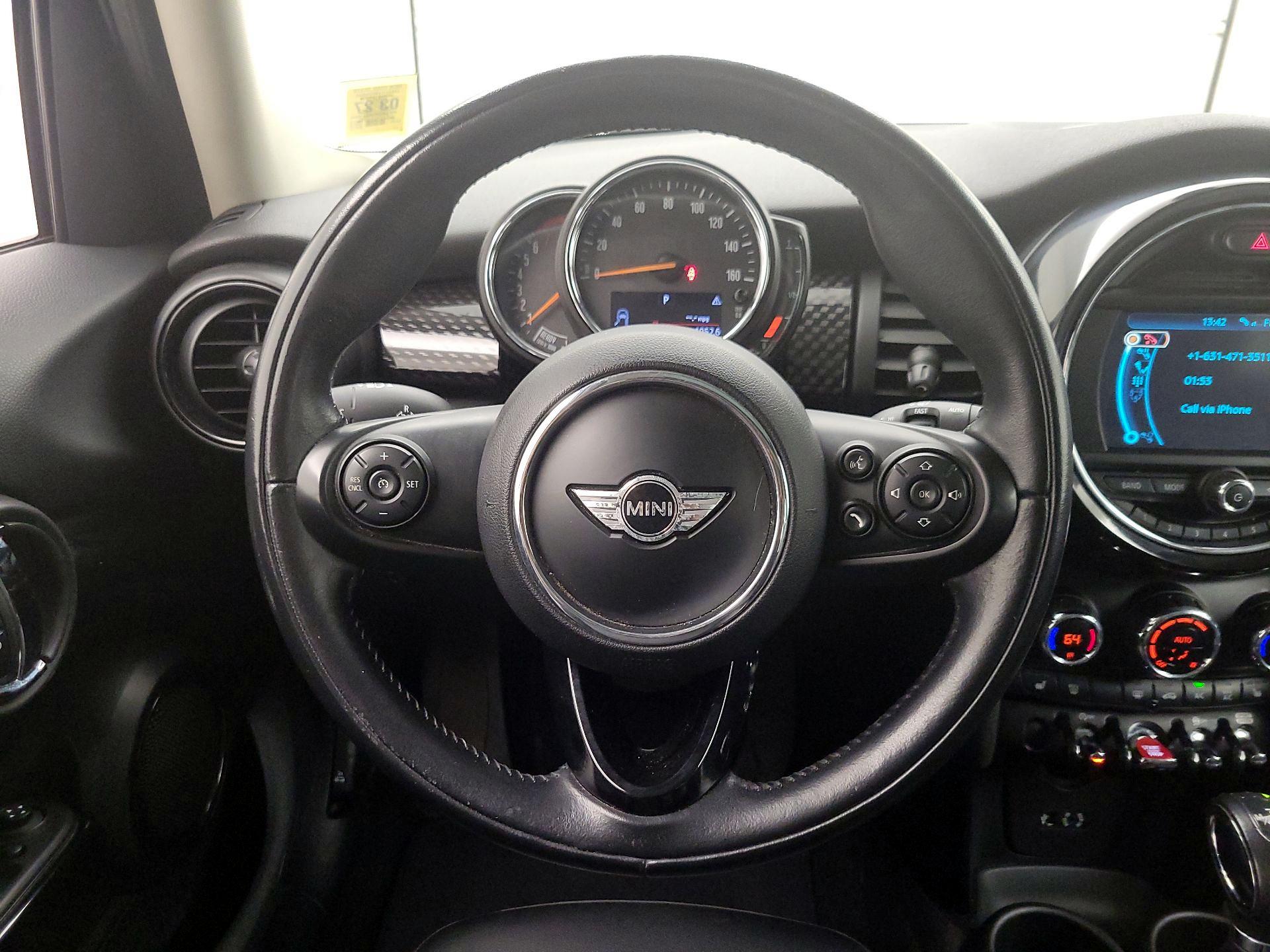 Thumbnail: 2018 MINI Cooper Hardtop - 10