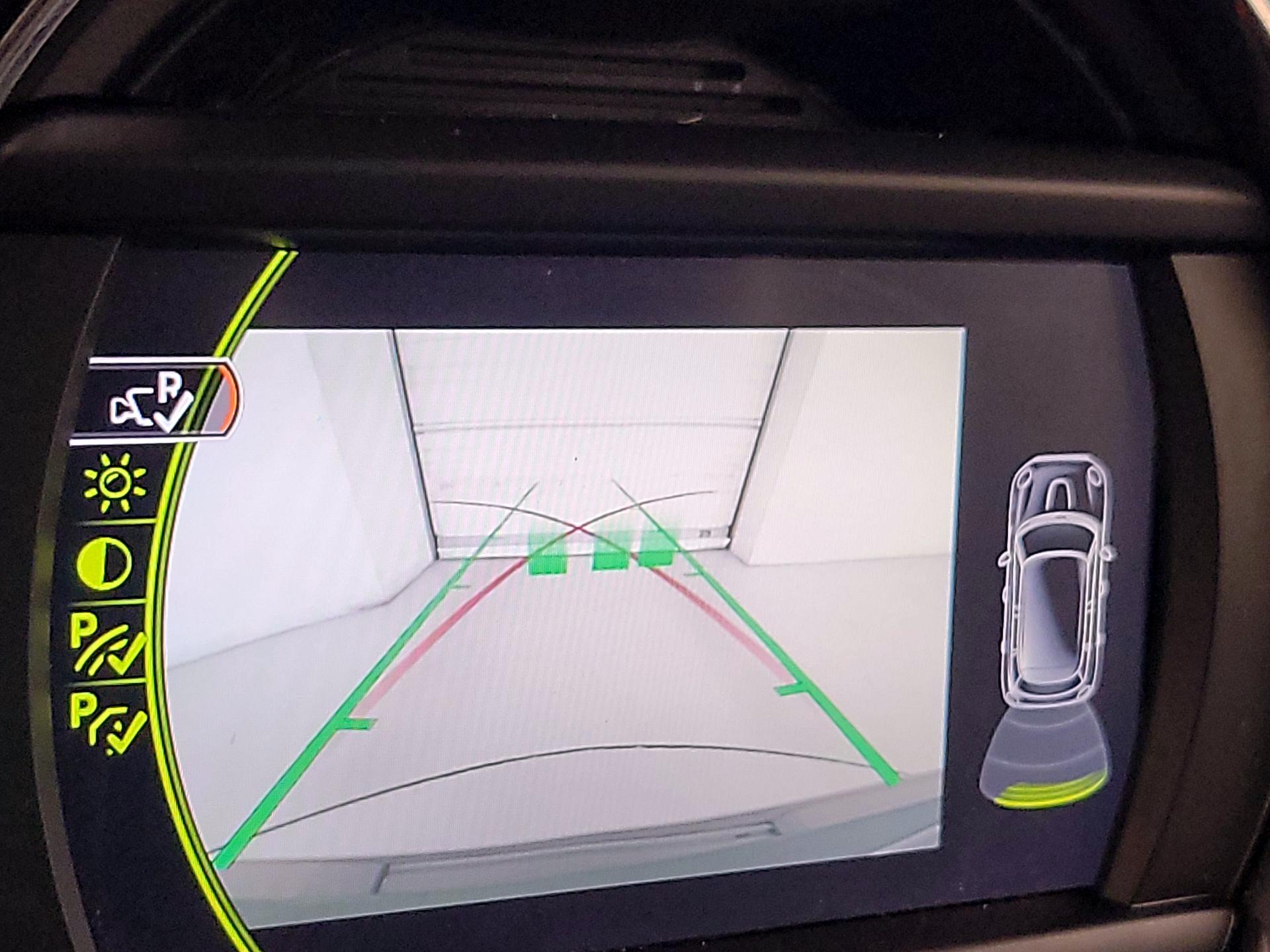 Thumbnail: 2018 MINI Cooper Hardtop - 14