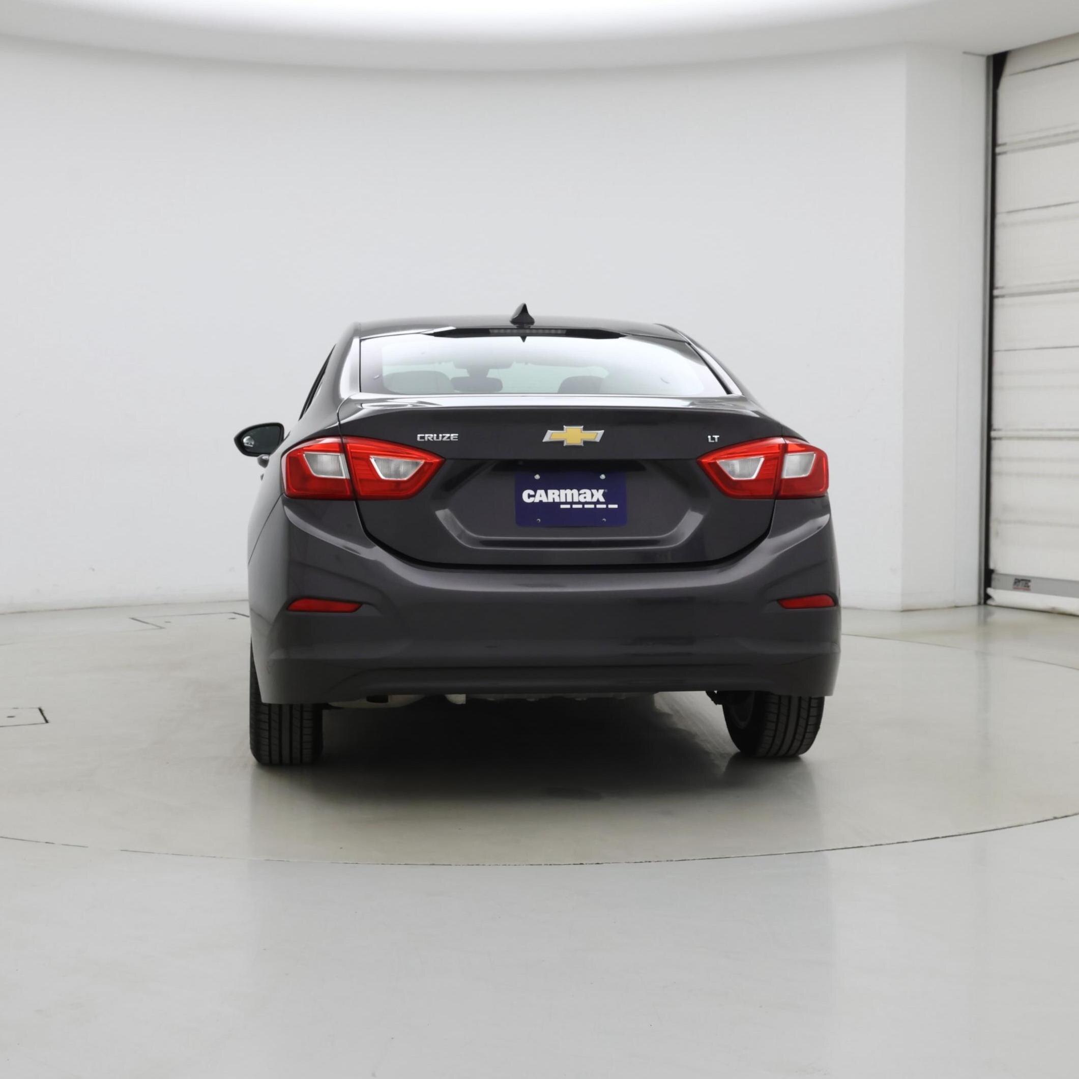 Thumbnail: 2017 Chevrolet Cruze - 6