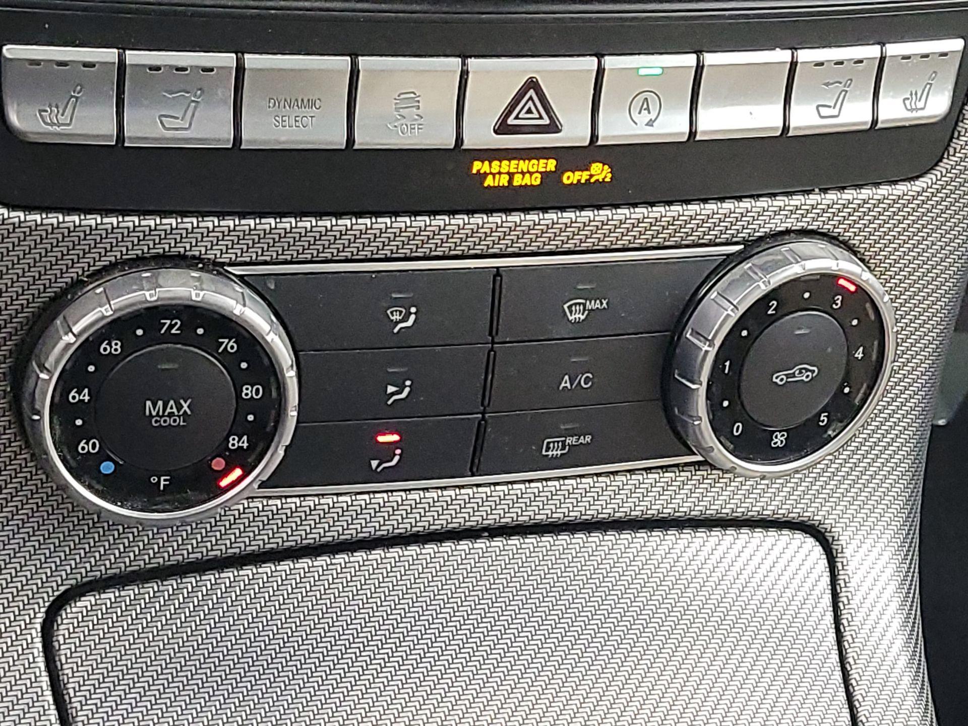 Thumbnail: 2018 Mercedes-Benz SLC - 16