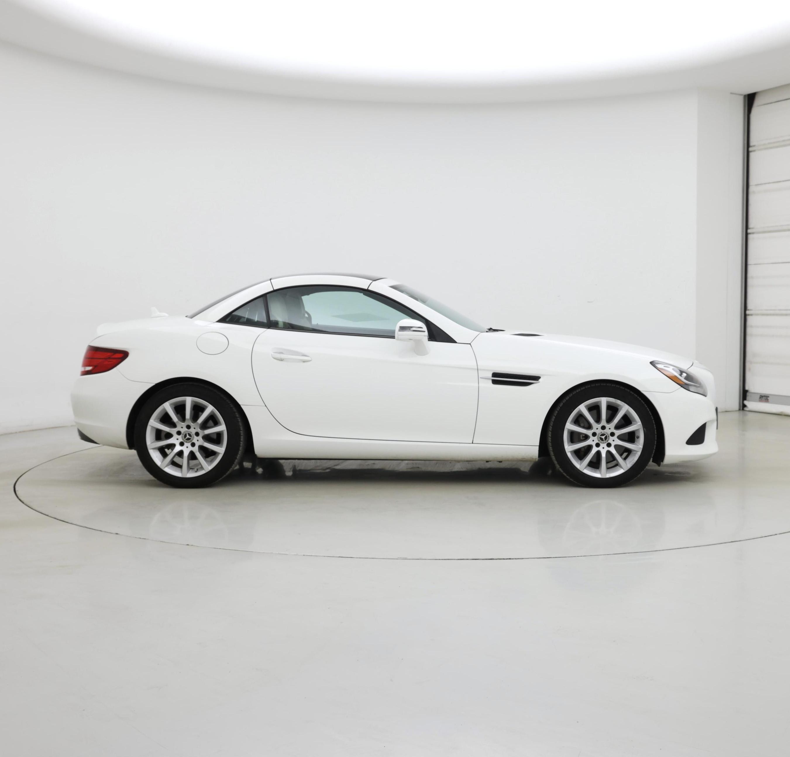 Thumbnail: 2018 Mercedes-Benz SLC - 7