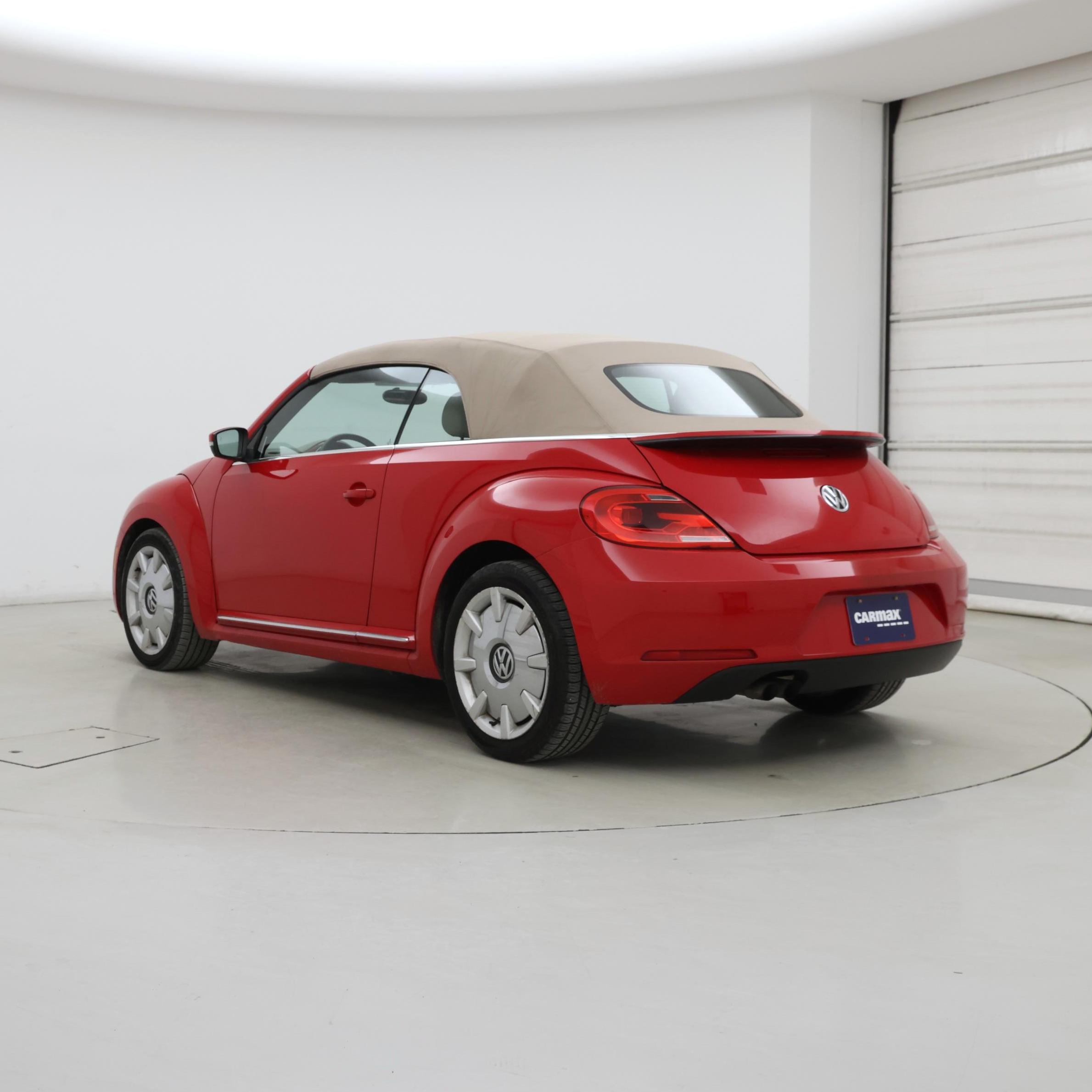 Thumbnail: 2015 Volkswagen Beetle - 2