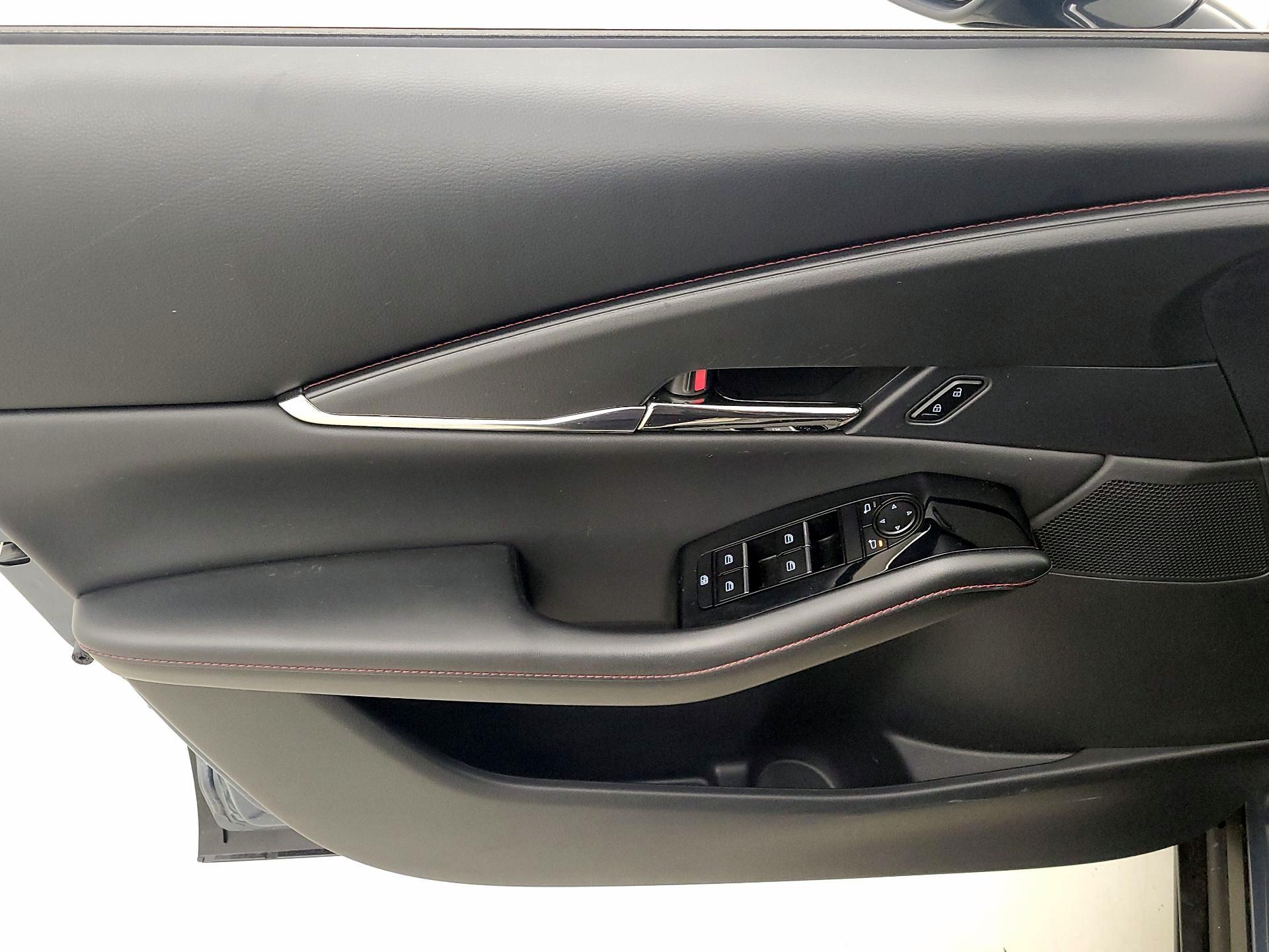 Thumbnail: 2023 Mazda CX-30 - 12