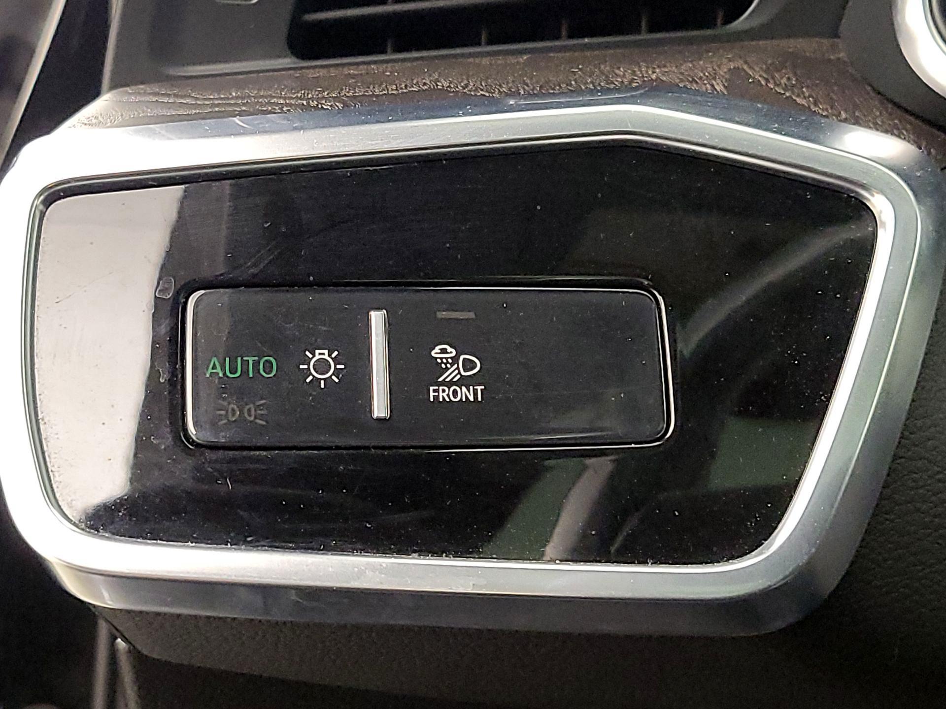 Thumbnail: 2019 Audi A6 - 13