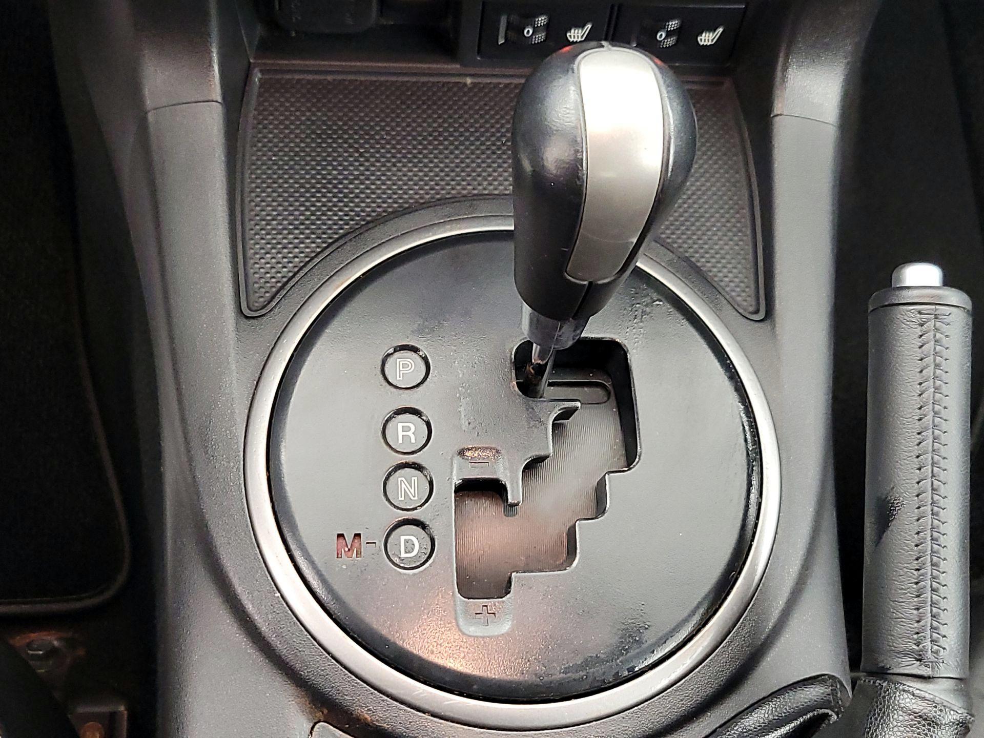 Thumbnail: 2015 Mazda MX-5 Miata - 17