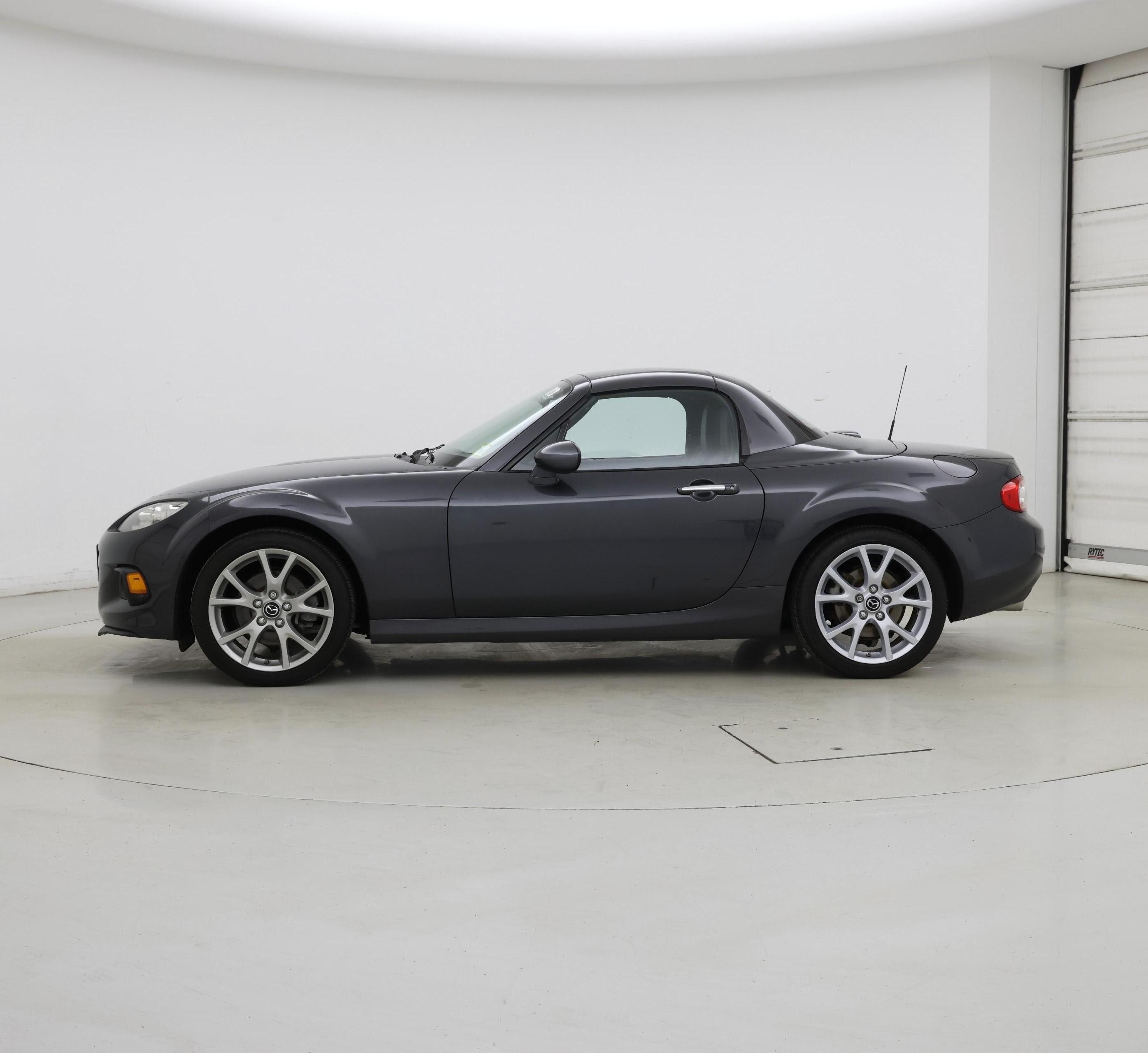 Thumbnail: 2015 Mazda MX-5 Miata - 3