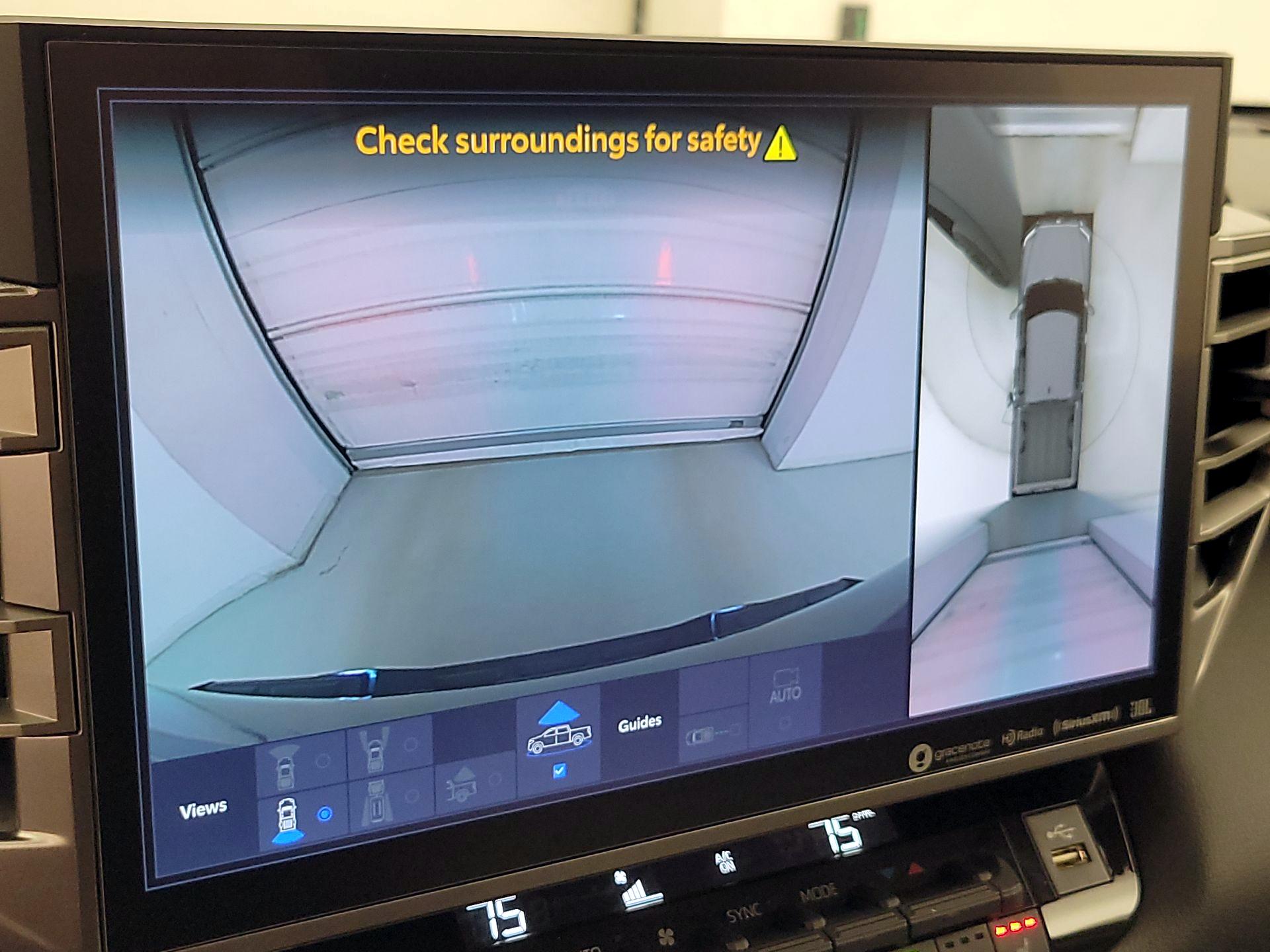 Thumbnail: 2024 Toyota Tundra - 14