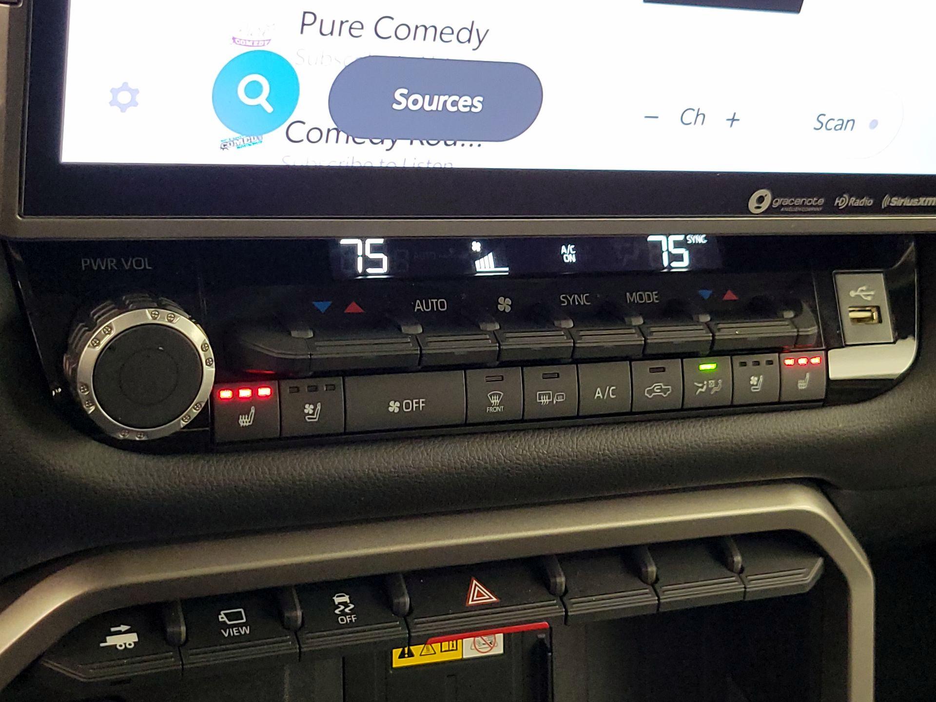 Thumbnail: 2024 Toyota Tundra - 16