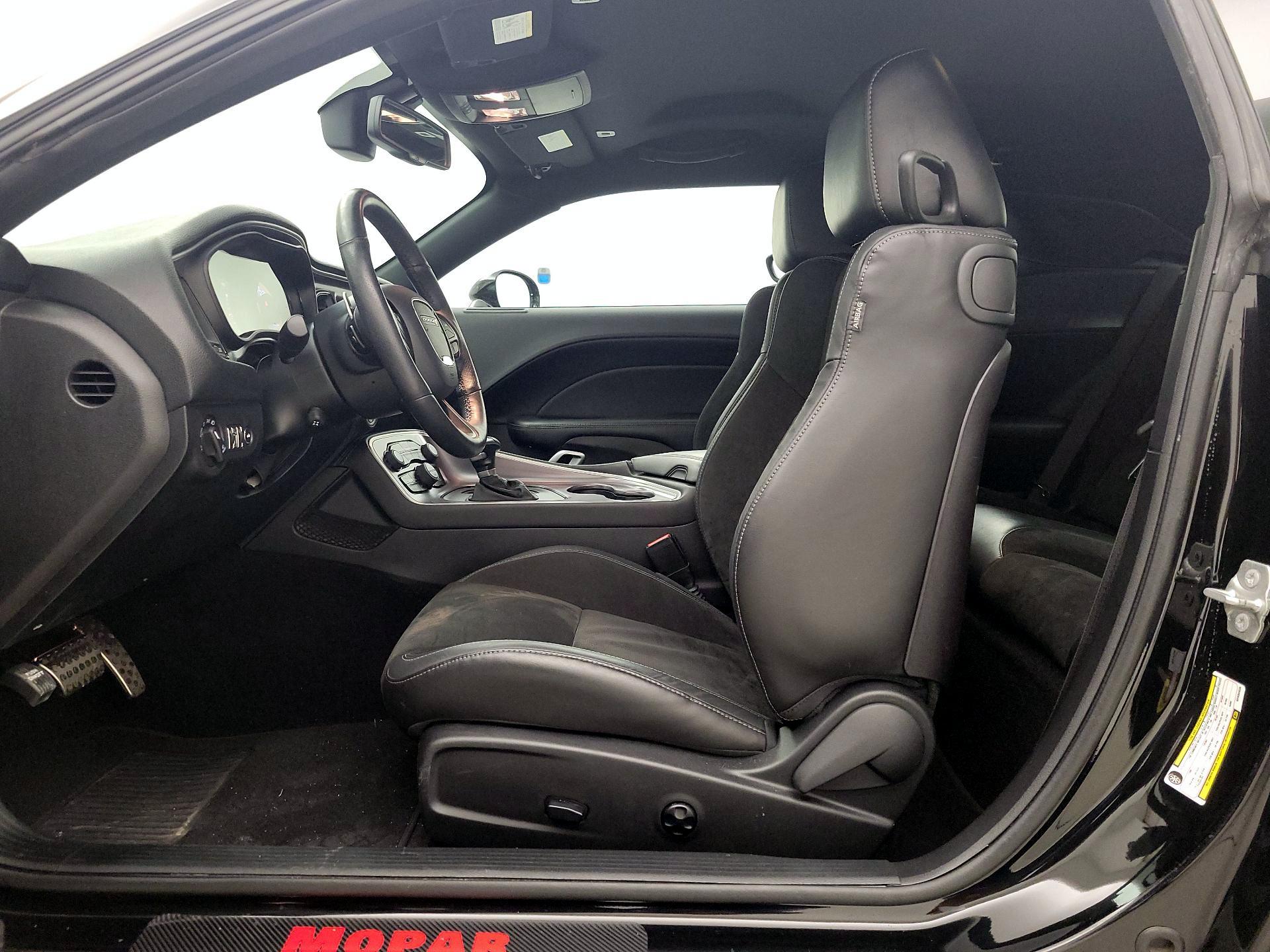 Thumbnail: 2019 Dodge Challenger - 11