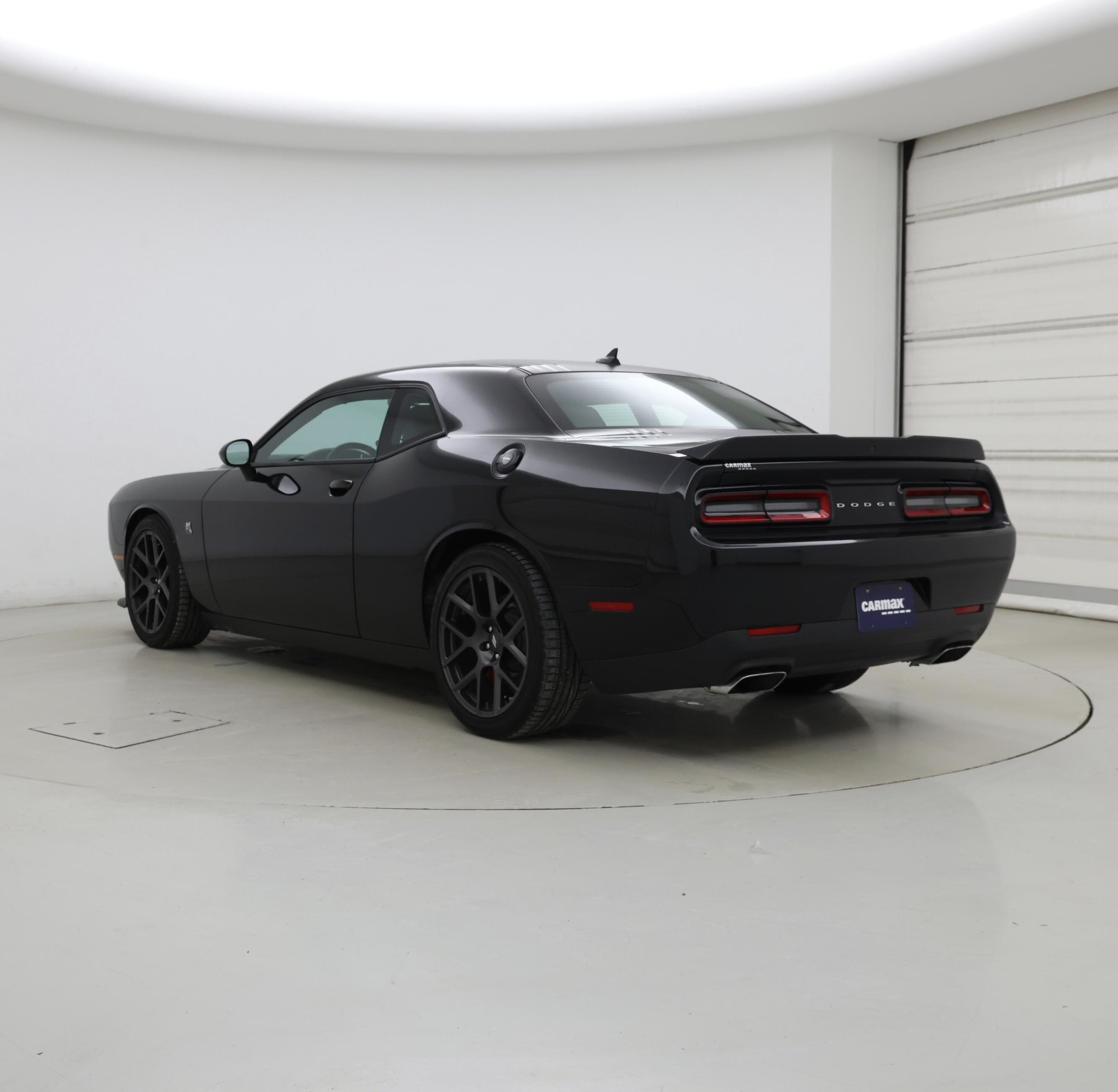 Thumbnail: 2019 Dodge Challenger - 2