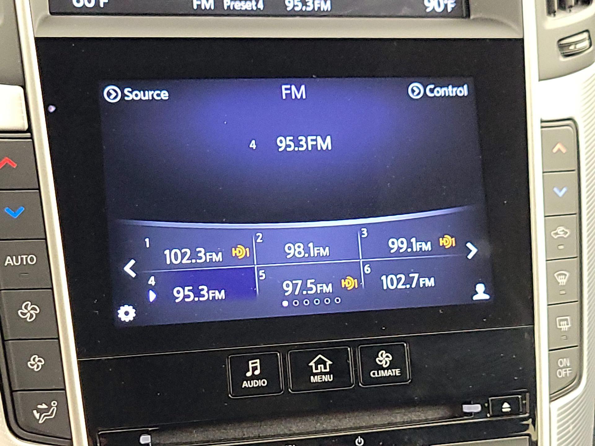 Thumbnail: 2019 INFINITI Q50 - 16