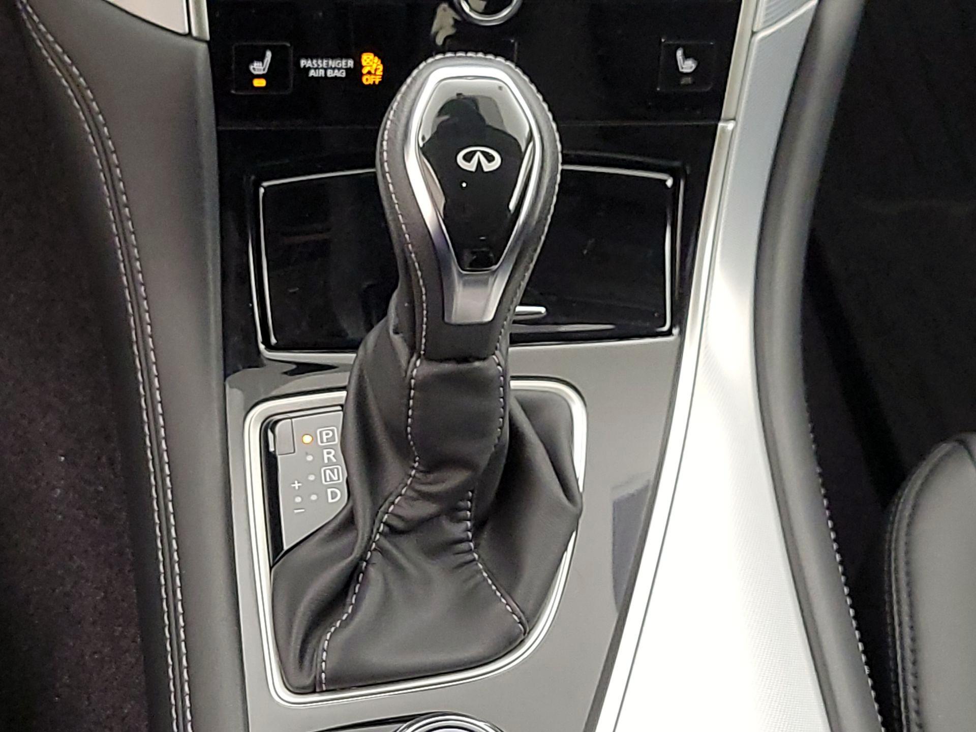 Thumbnail: 2019 INFINITI Q50 - 18