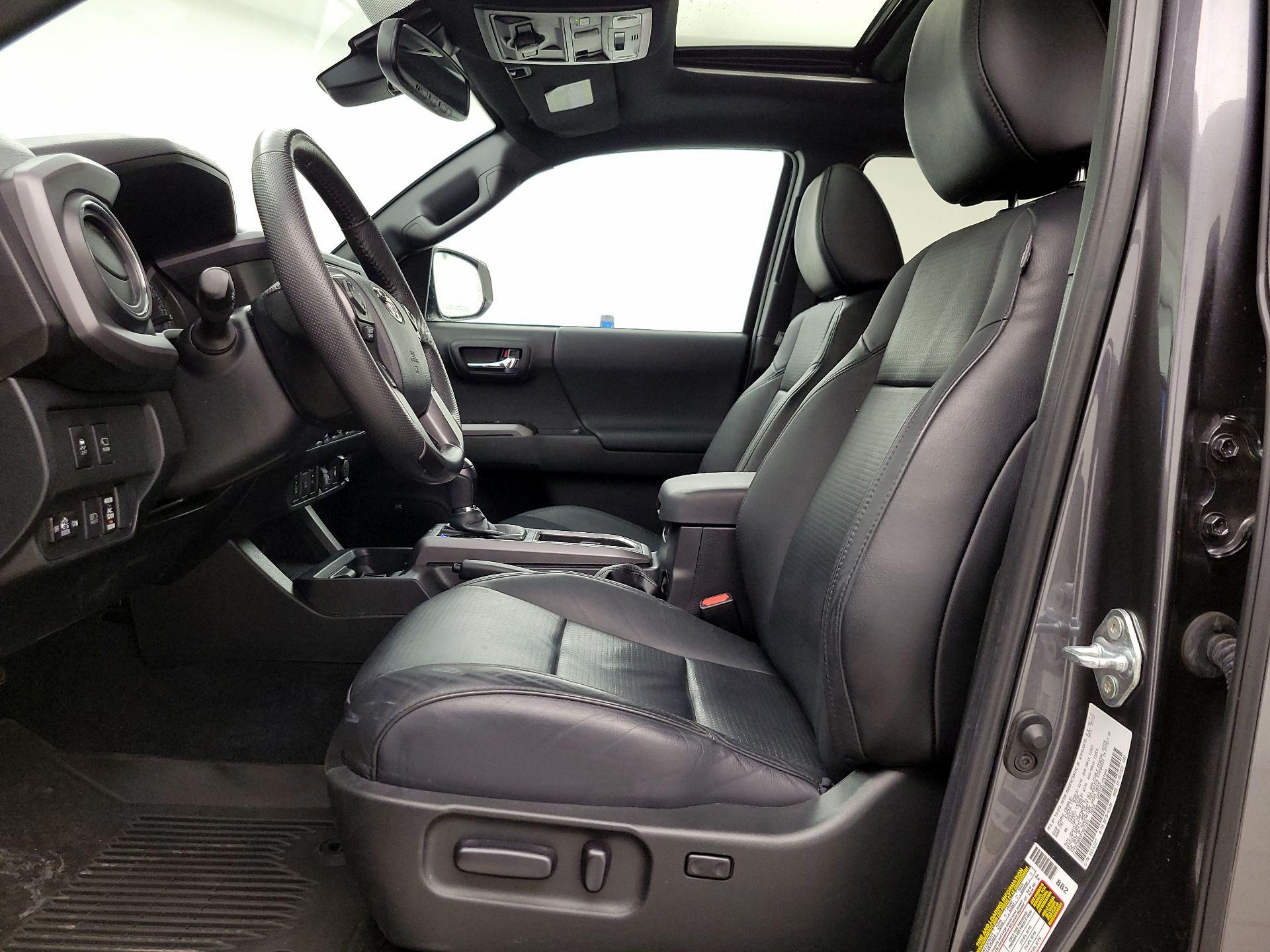 Thumbnail: 2023 Toyota Tacoma - 11