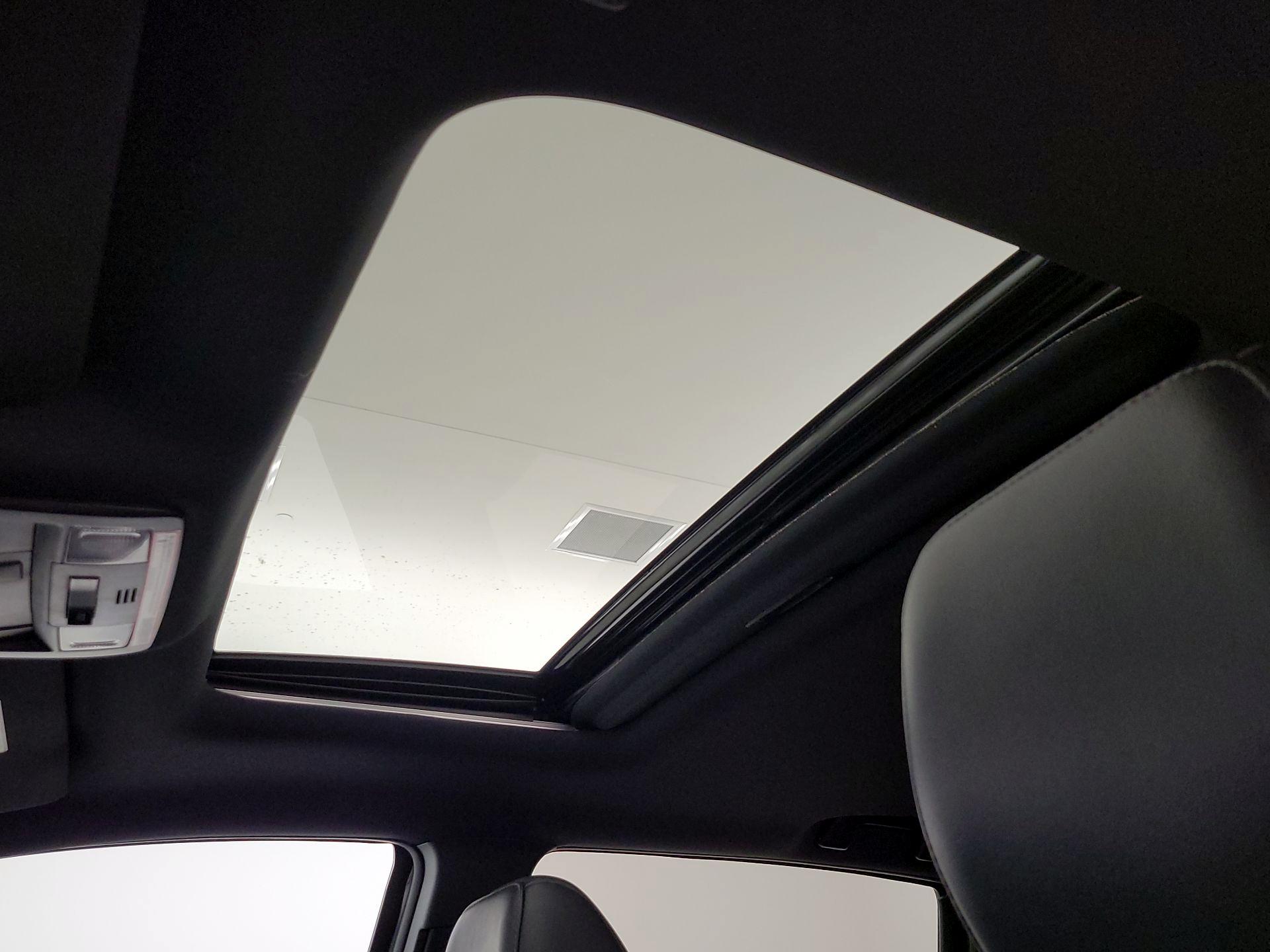 Thumbnail: 2023 Toyota Tacoma - 20