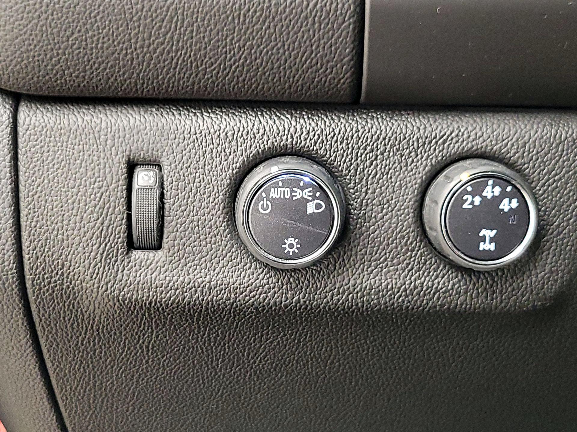 Thumbnail: 2016 Chevrolet Colorado - 13