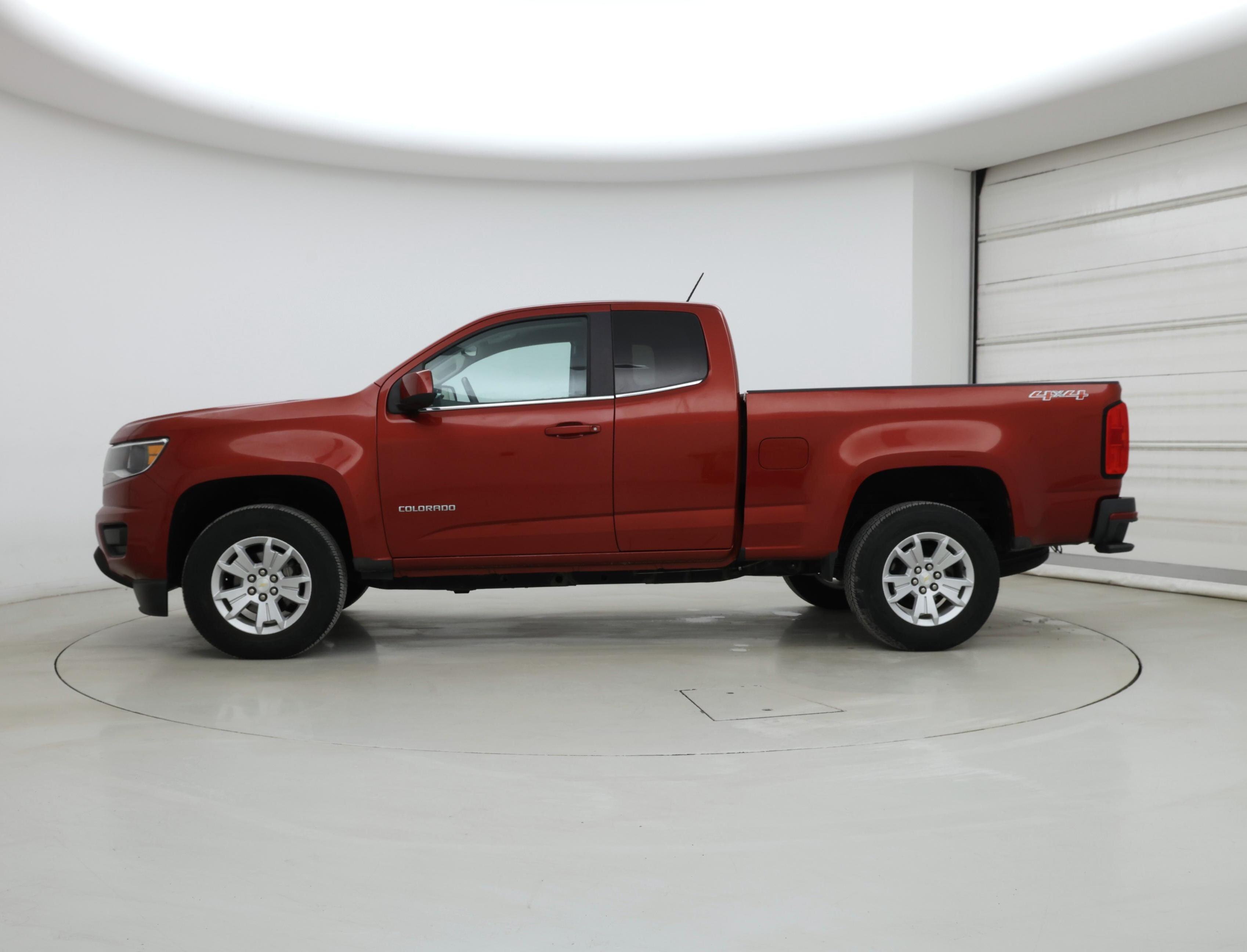 Thumbnail: 2016 Chevrolet Colorado - 3