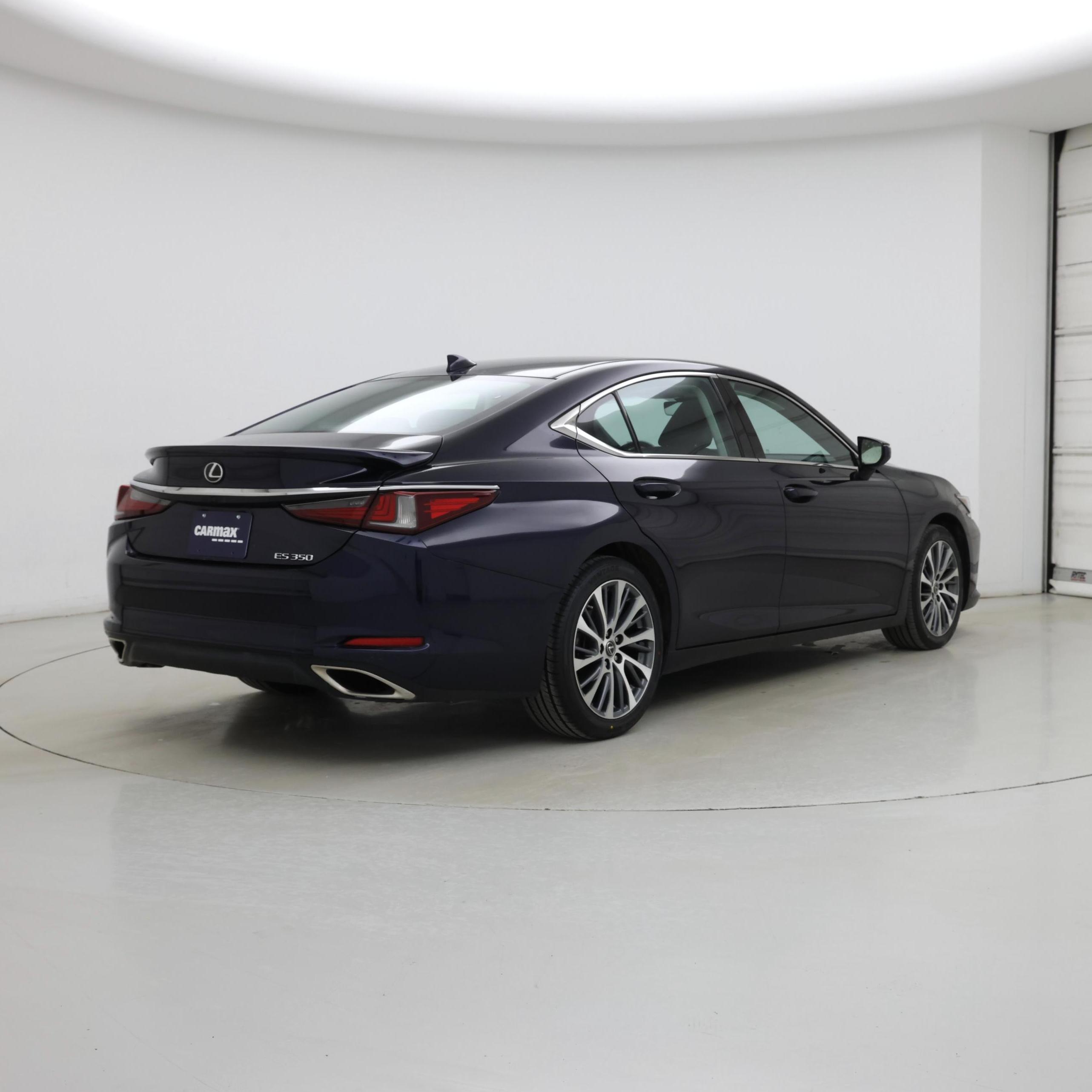 Thumbnail: 2021 Lexus ES - 8