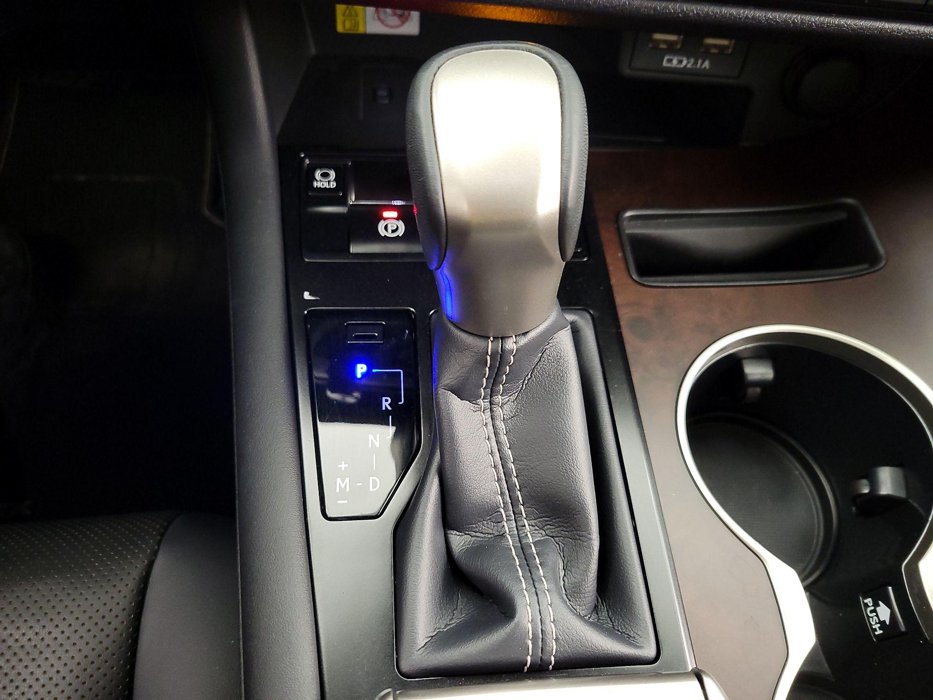 Thumbnail: 2022 Lexus RX - 18