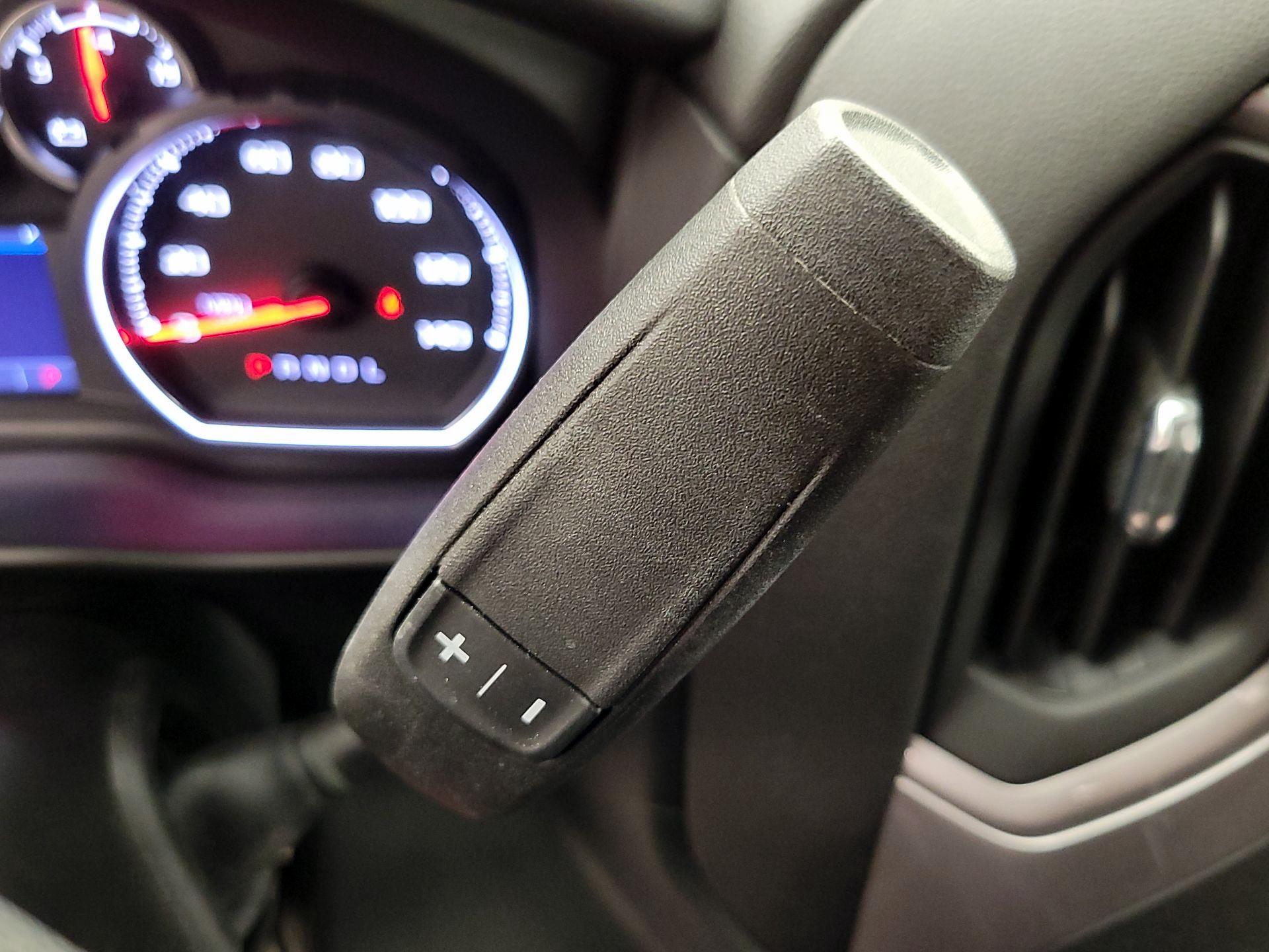 Thumbnail: 2022 Chevrolet Silverado 1500 - 17