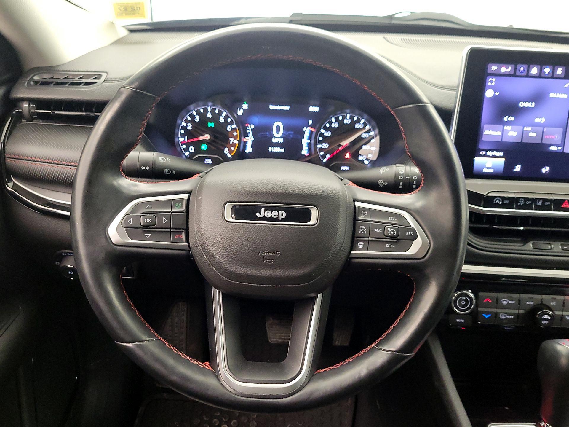 Thumbnail: 2022 Jeep Compass - 10