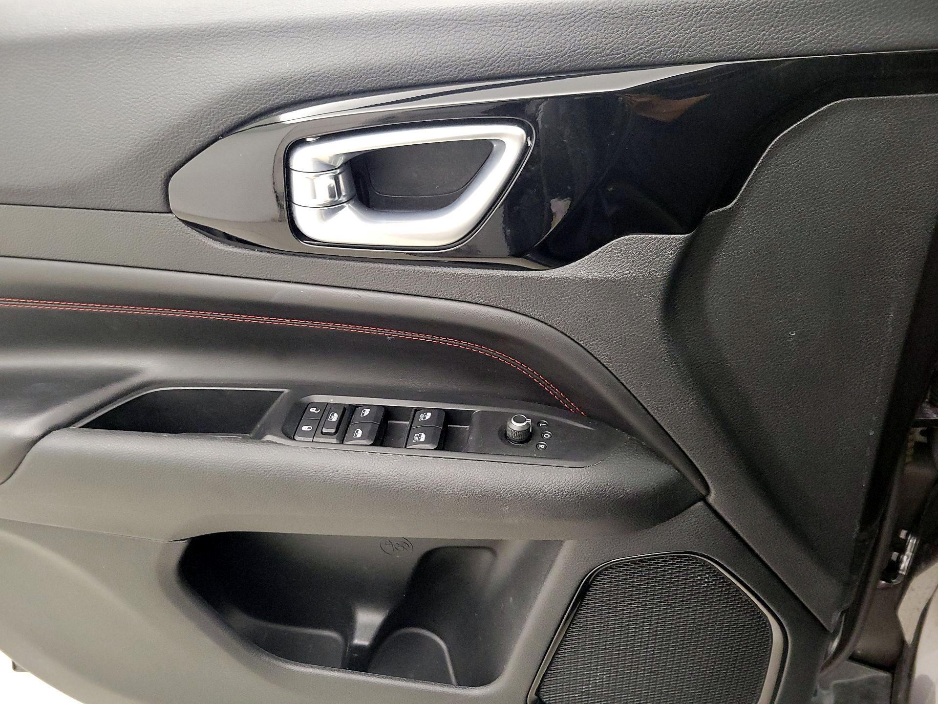 Thumbnail: 2022 Jeep Compass - 12