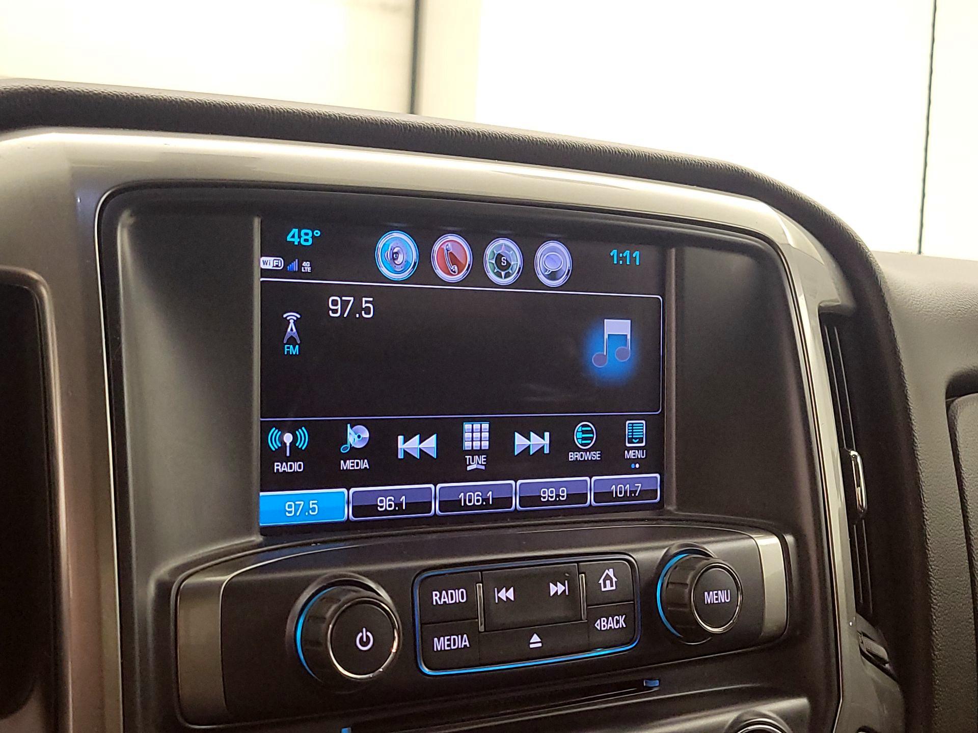 Thumbnail: 2017 Chevrolet Silverado 2500 - 16