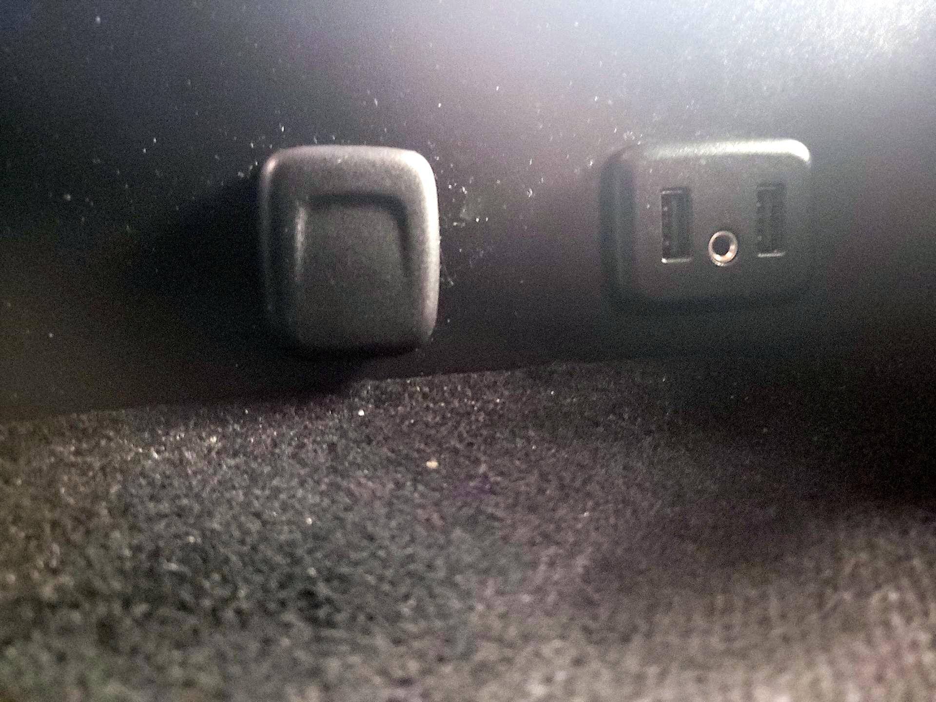 Thumbnail: 2017 Chevrolet Silverado 2500 - 19