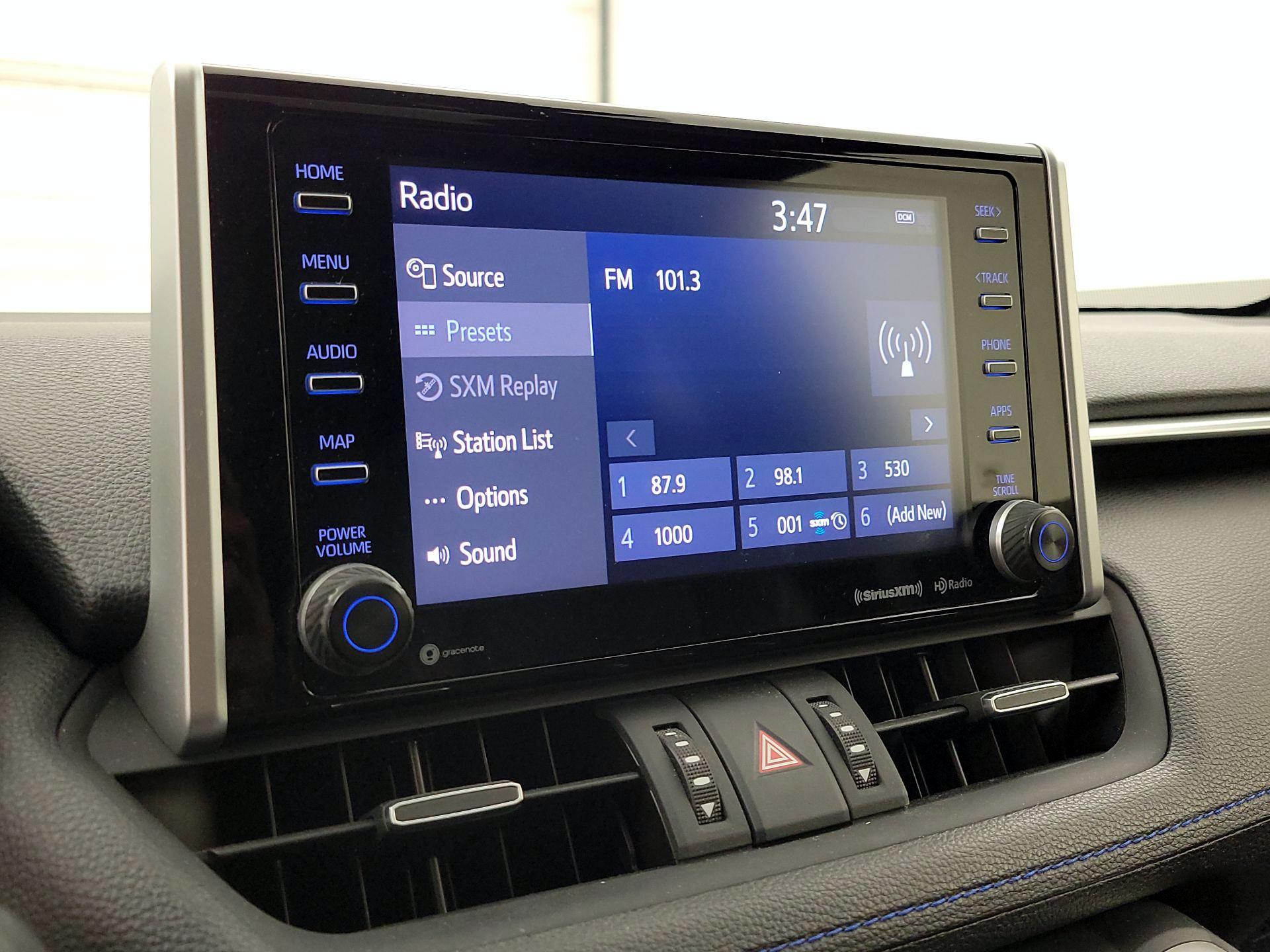 Thumbnail: 2019 Toyota RAV4 - 15