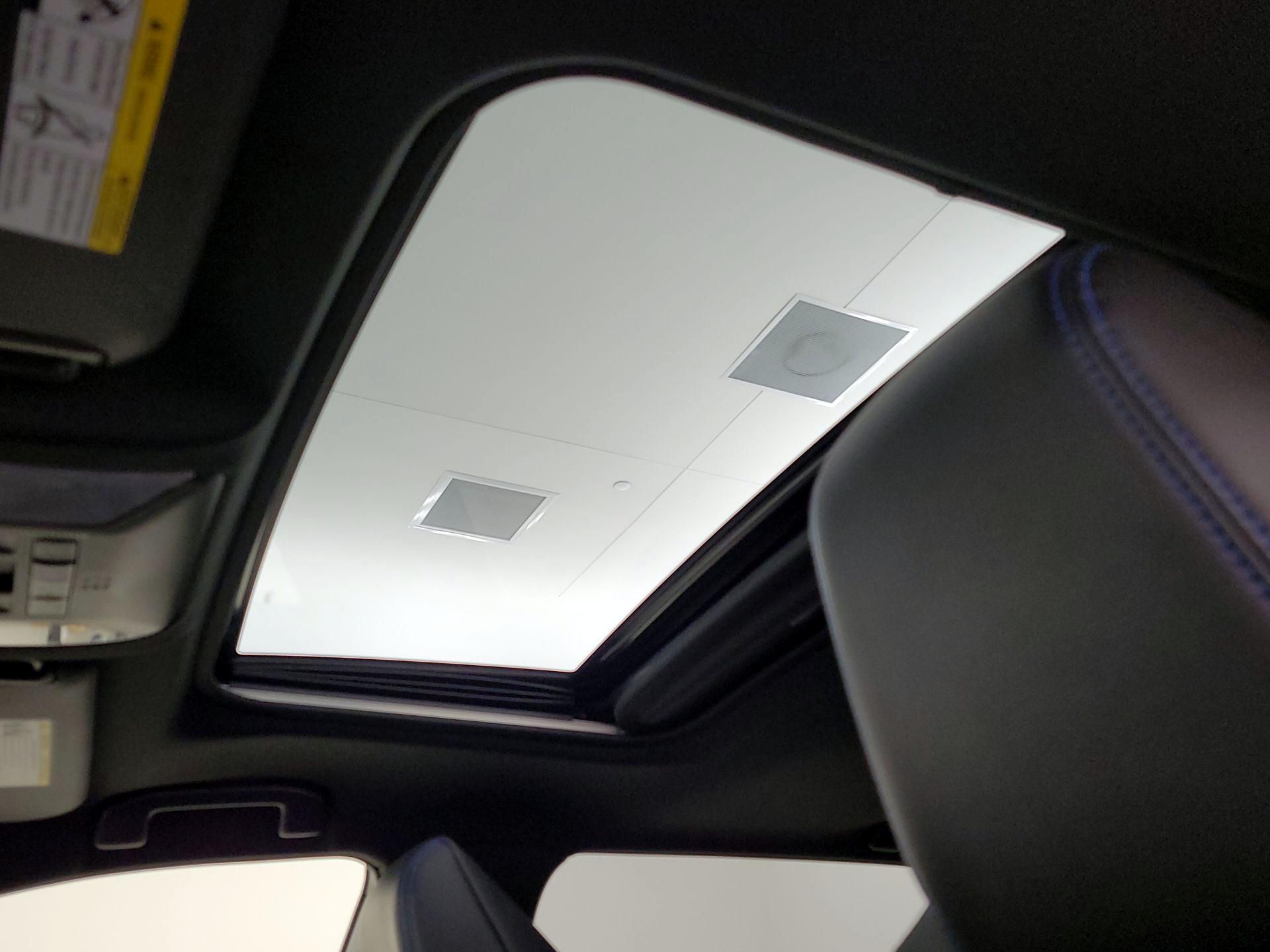 Thumbnail: 2019 Toyota RAV4 - 19