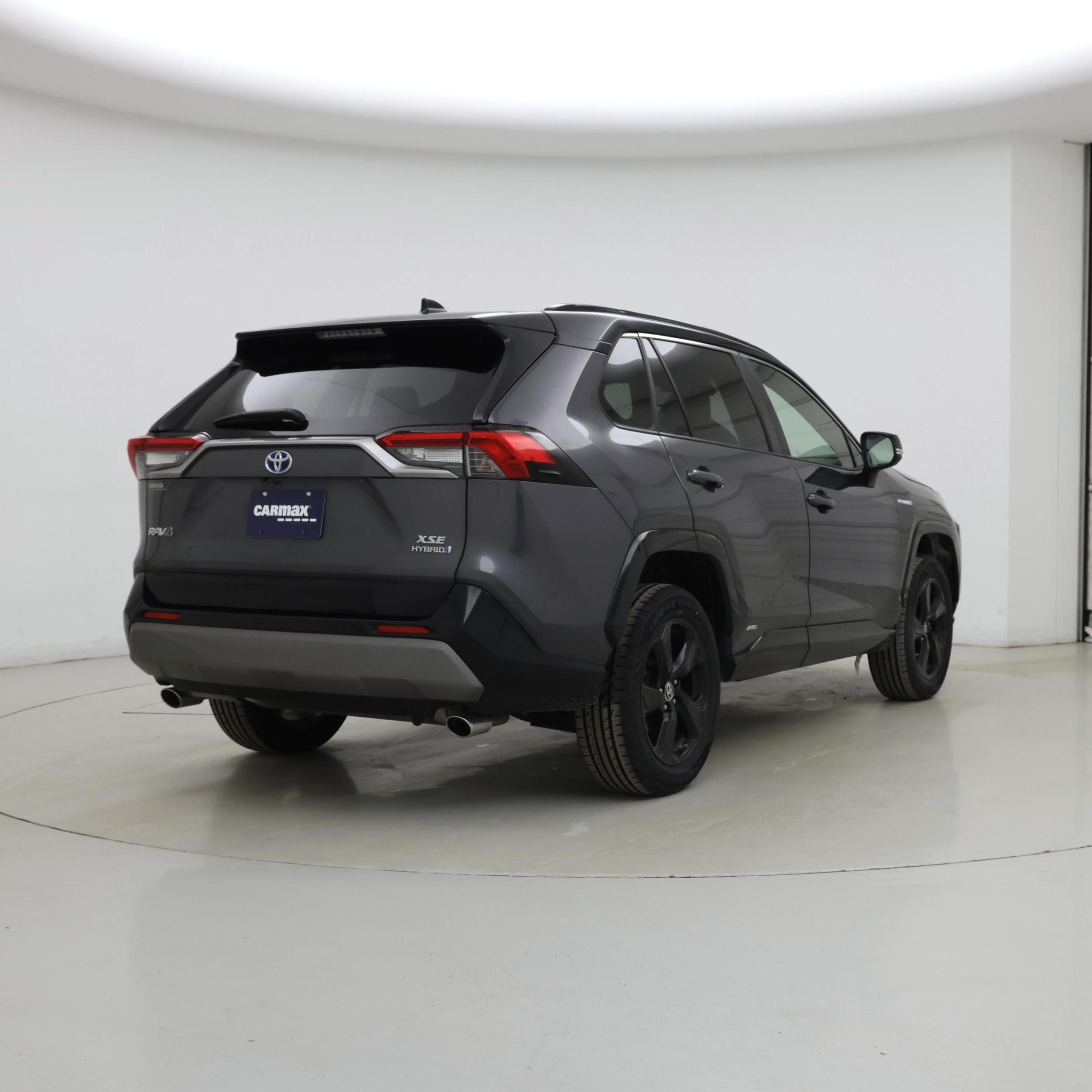 Thumbnail: 2019 Toyota RAV4 - 8