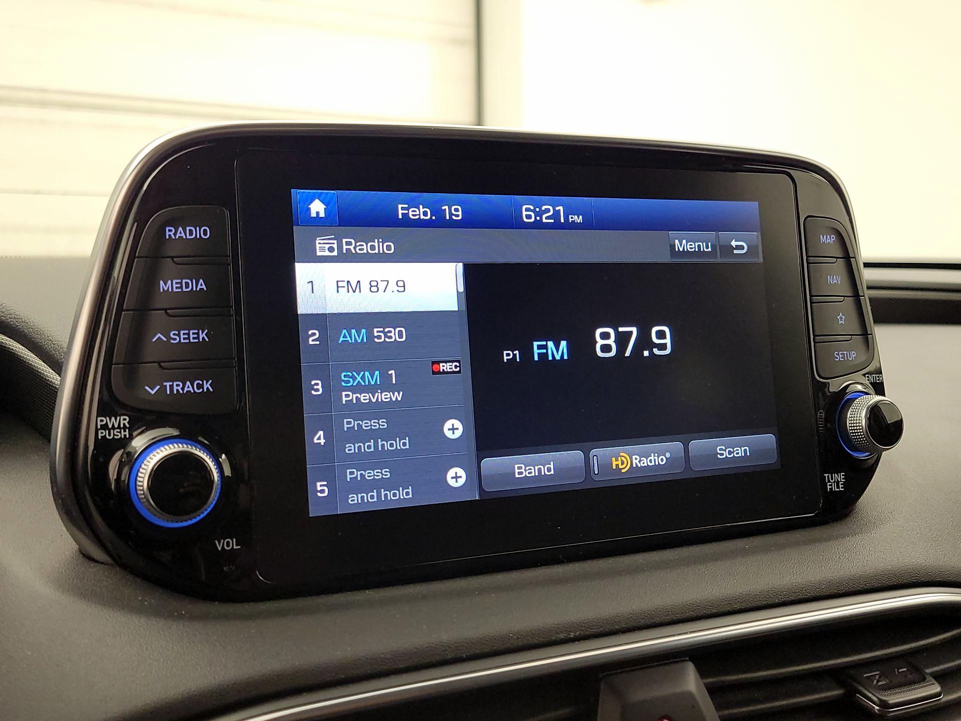 Thumbnail: 2020 Hyundai Santa Fe - 16