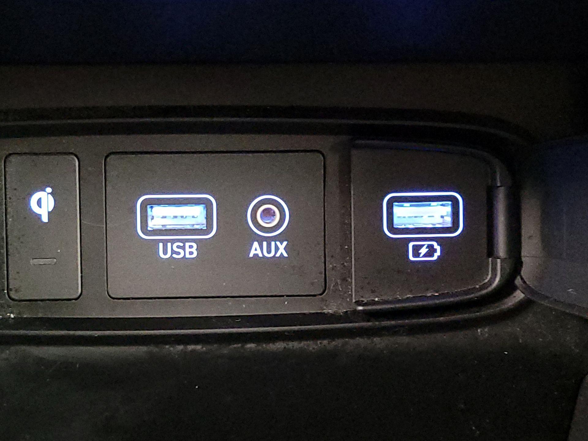 Thumbnail: 2020 Hyundai Santa Fe - 19