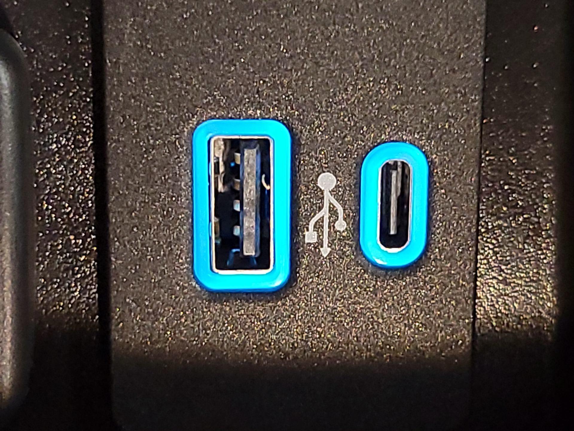 Thumbnail: 2024 Ford Explorer - 19