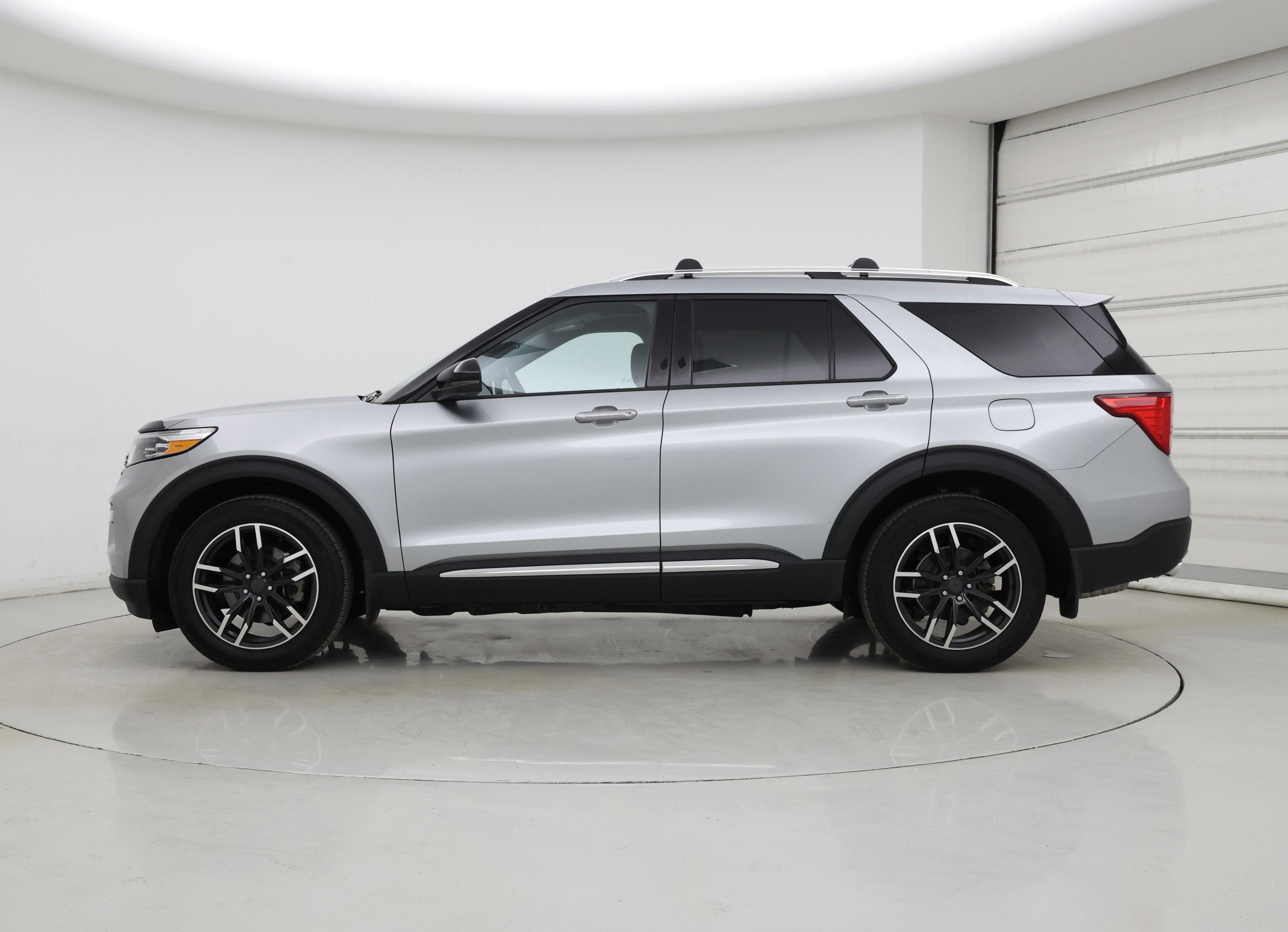Thumbnail: 2024 Ford Explorer - 3