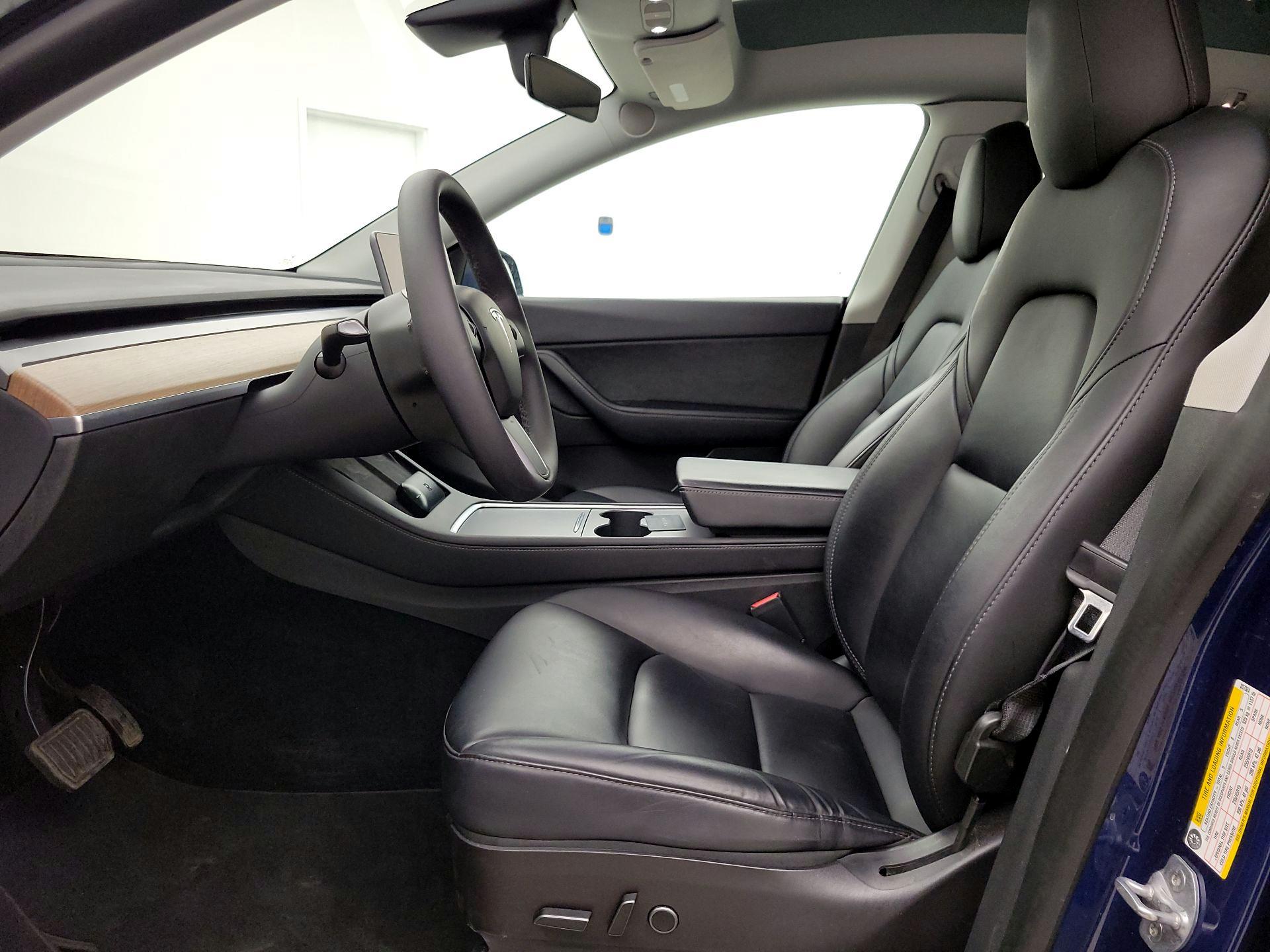 Thumbnail: 2022 Tesla Model Y - 11